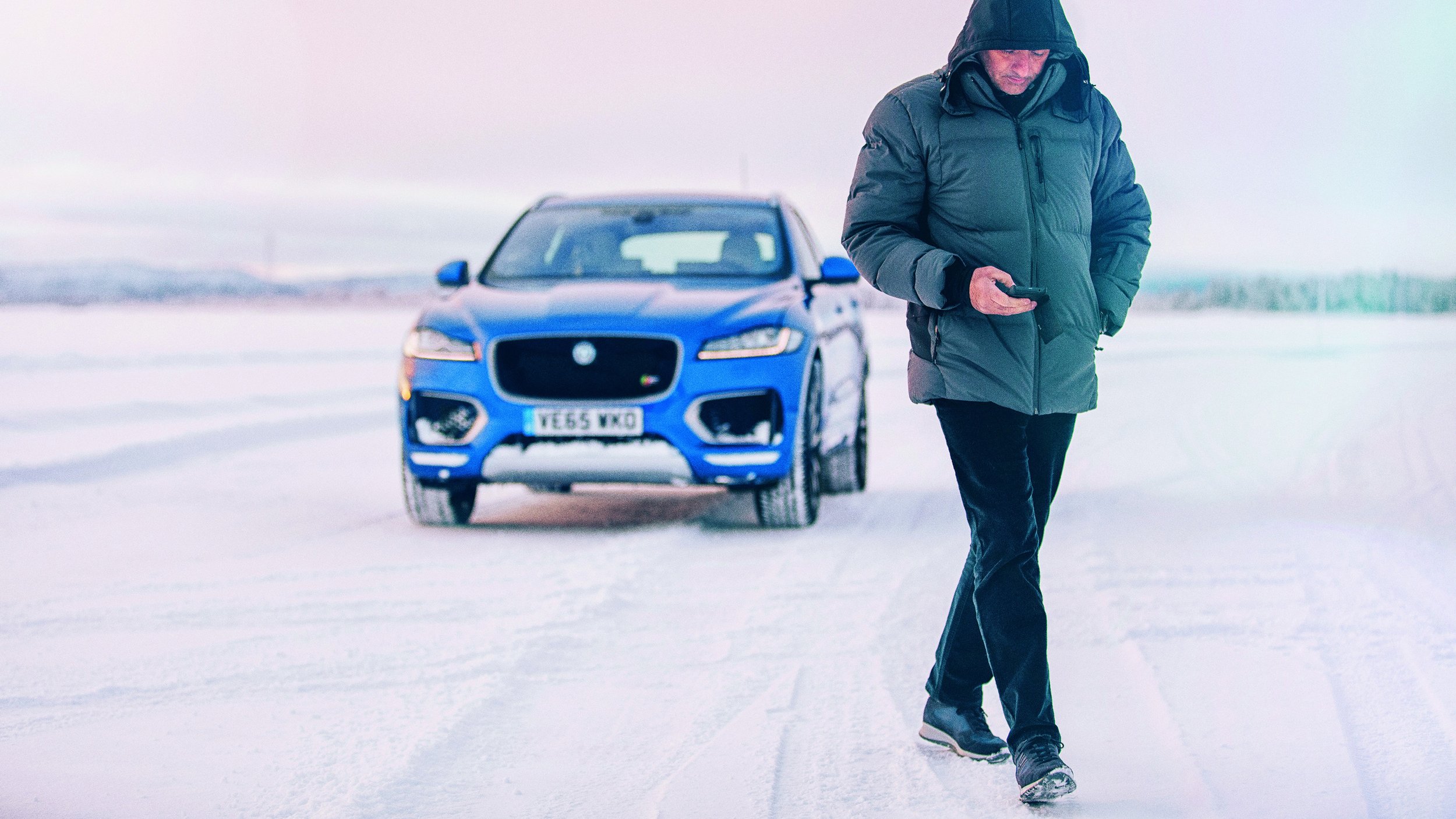 jaguarjm01fpace copy.jpg