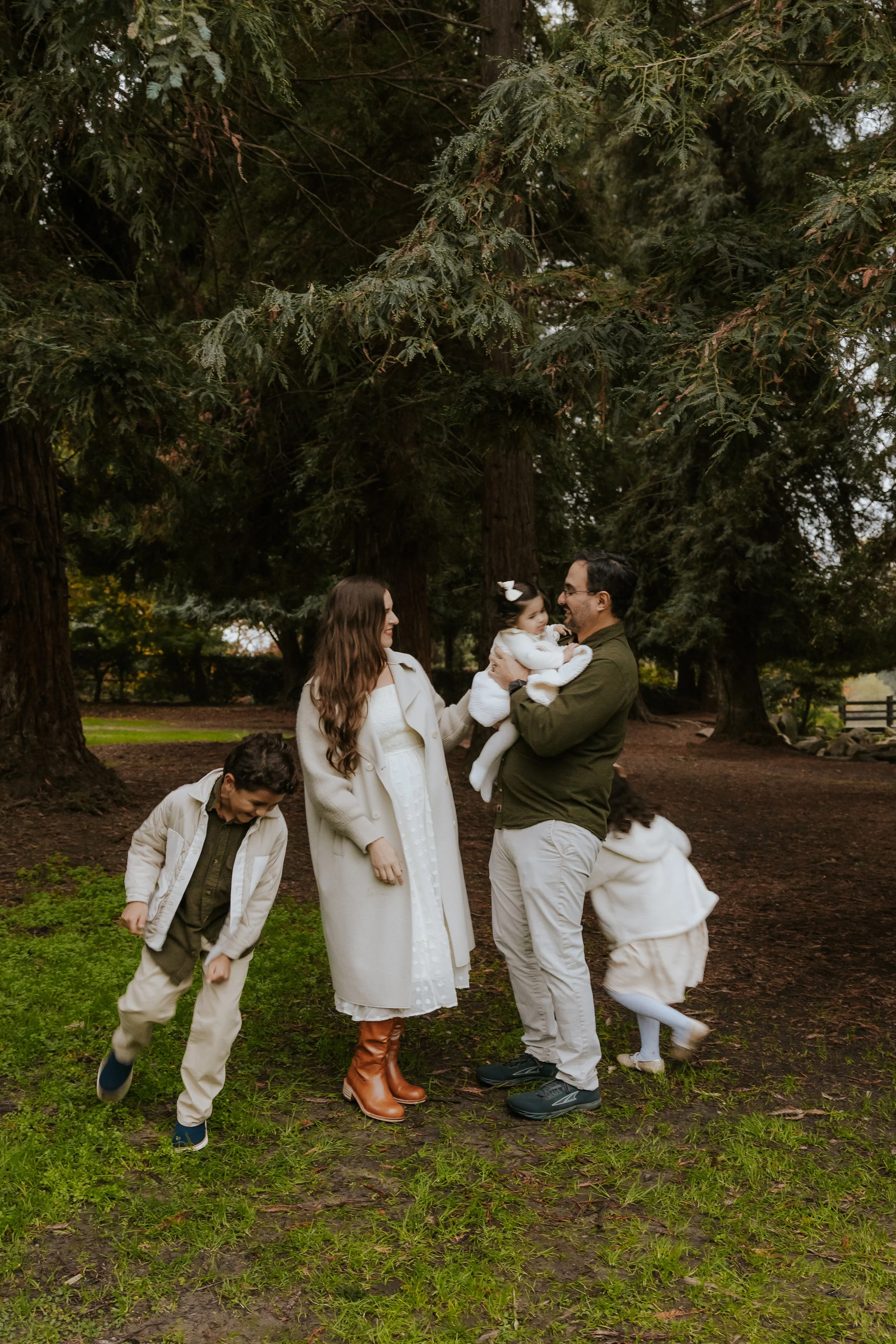 family photographer who is based in Fresno, CA and Hudson Valley New York