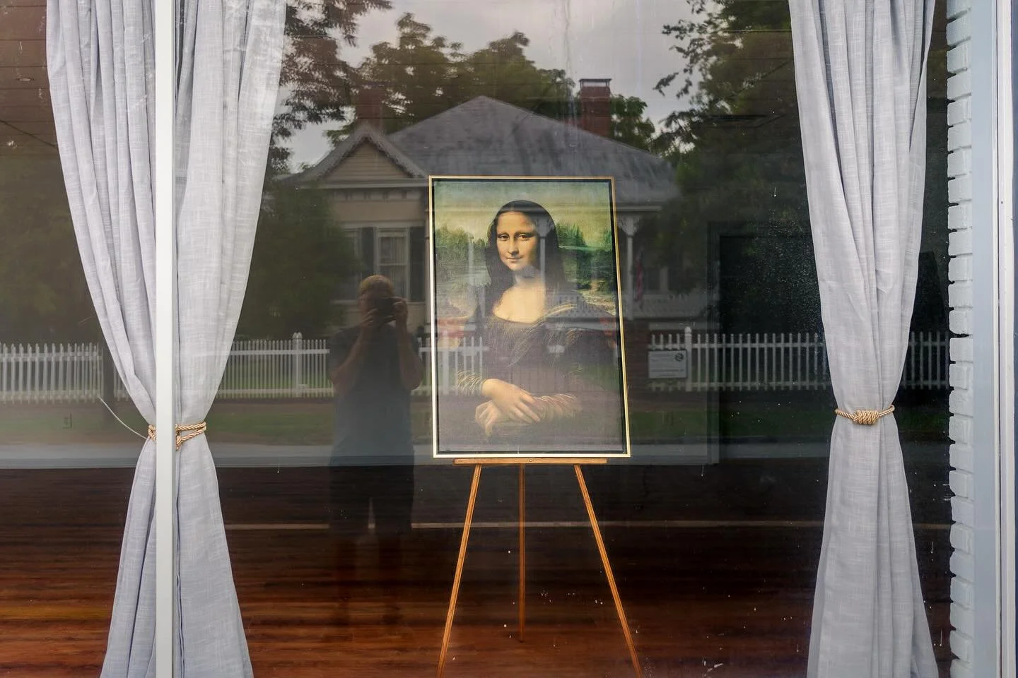 In Washington, Georgia, on a regular walk-about, I turned the corner and saw this familiar face in the window of an event space. So, as you do, when you see that smile, you take her picture and include a selfie. 😊