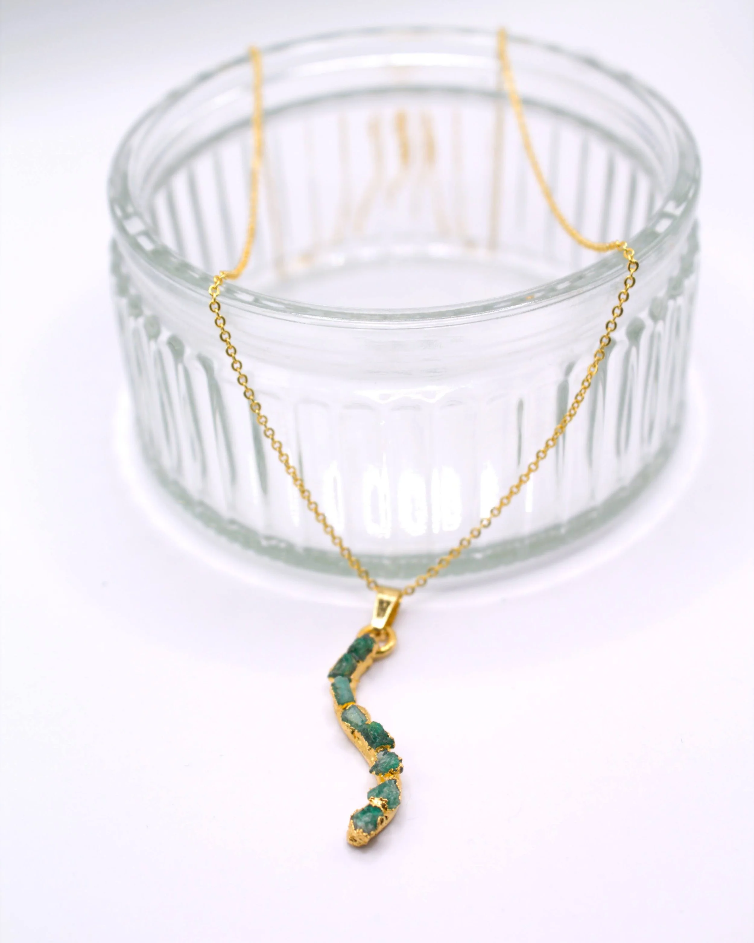 Linea Necklace P06.jpg