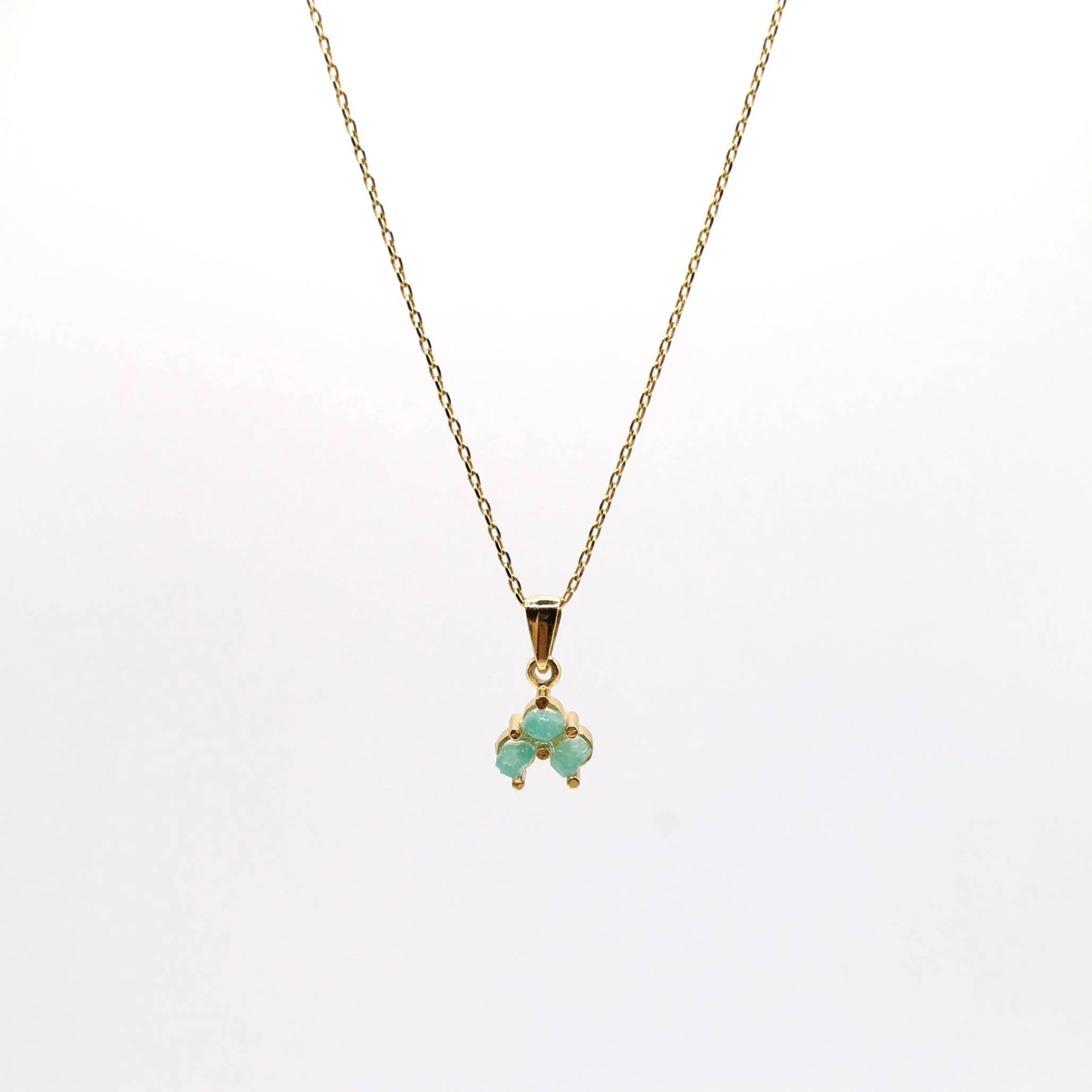 trio necklace front.JPG