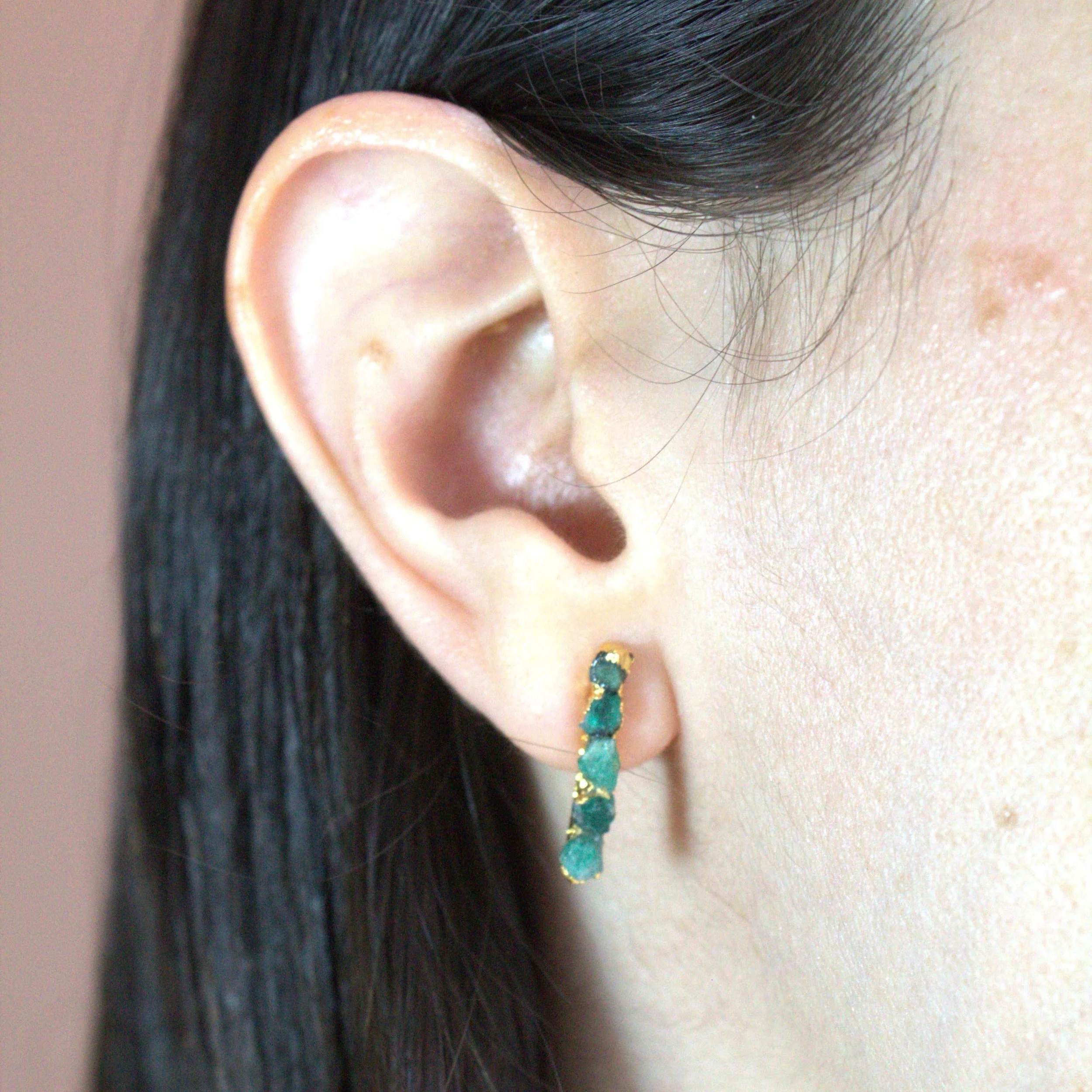 Linea Earrings P03.jpg