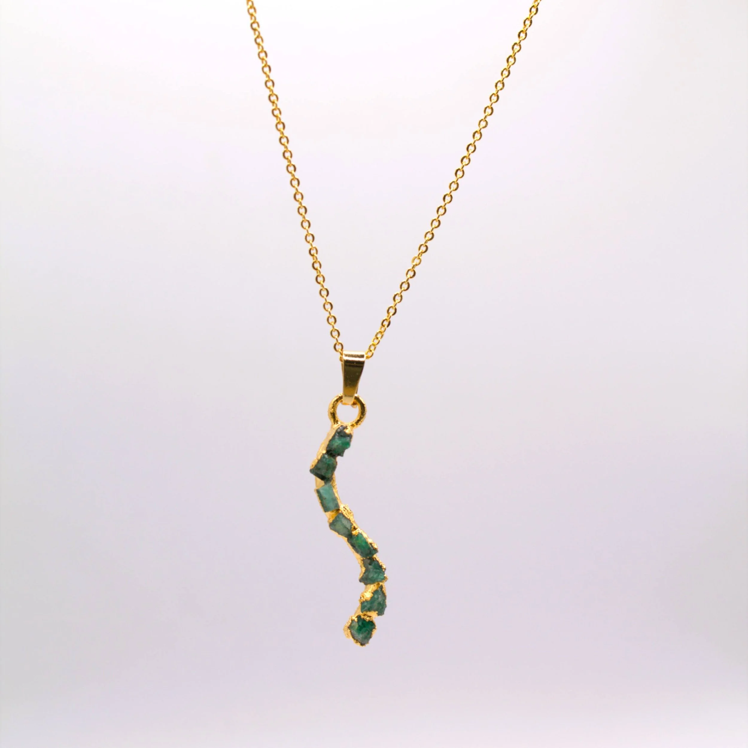 Linea Necklace