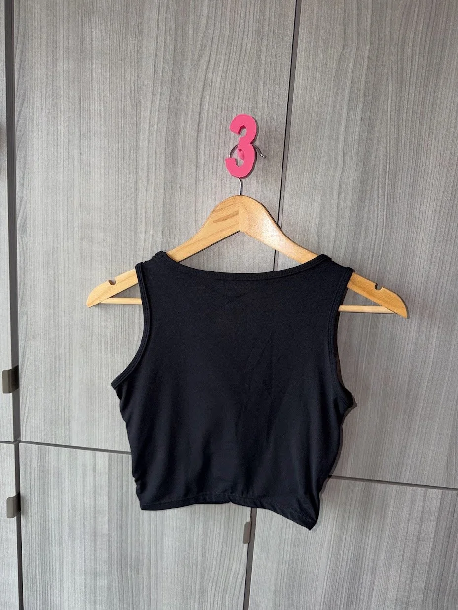 cut out top black back.jpg