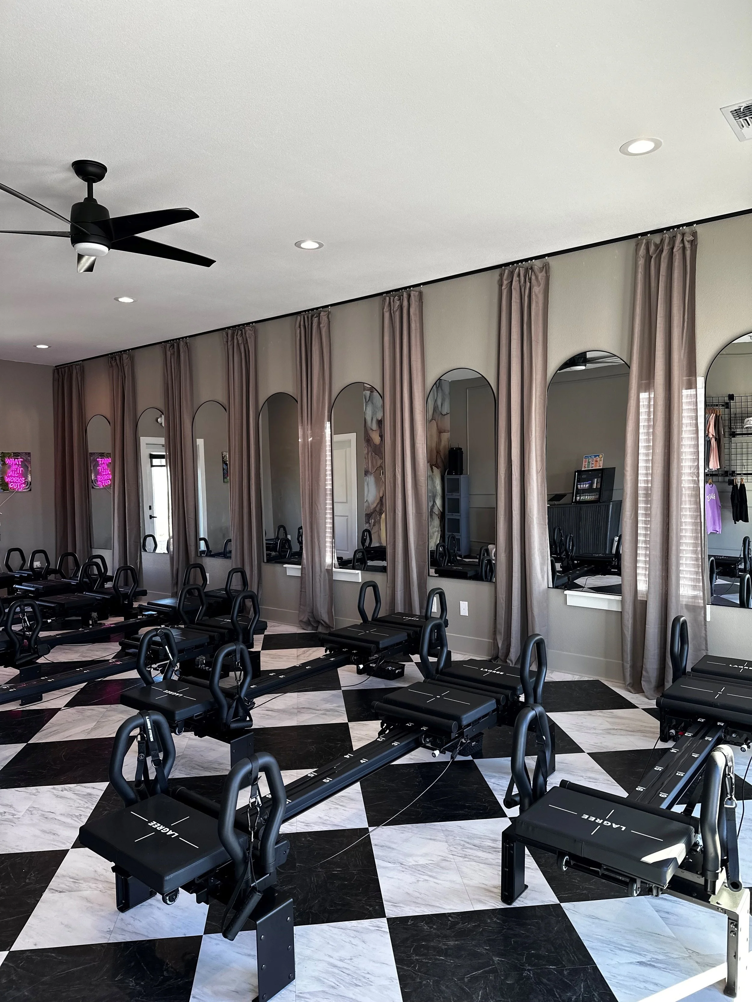 Lagree Workout: How One 45-Minute Class Blends Strength, Cardio, and Endurance for Total Body Balance