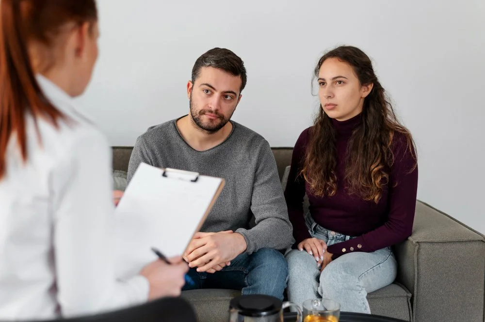 Signs Your Relationship Might Benefit from Couples Counseling