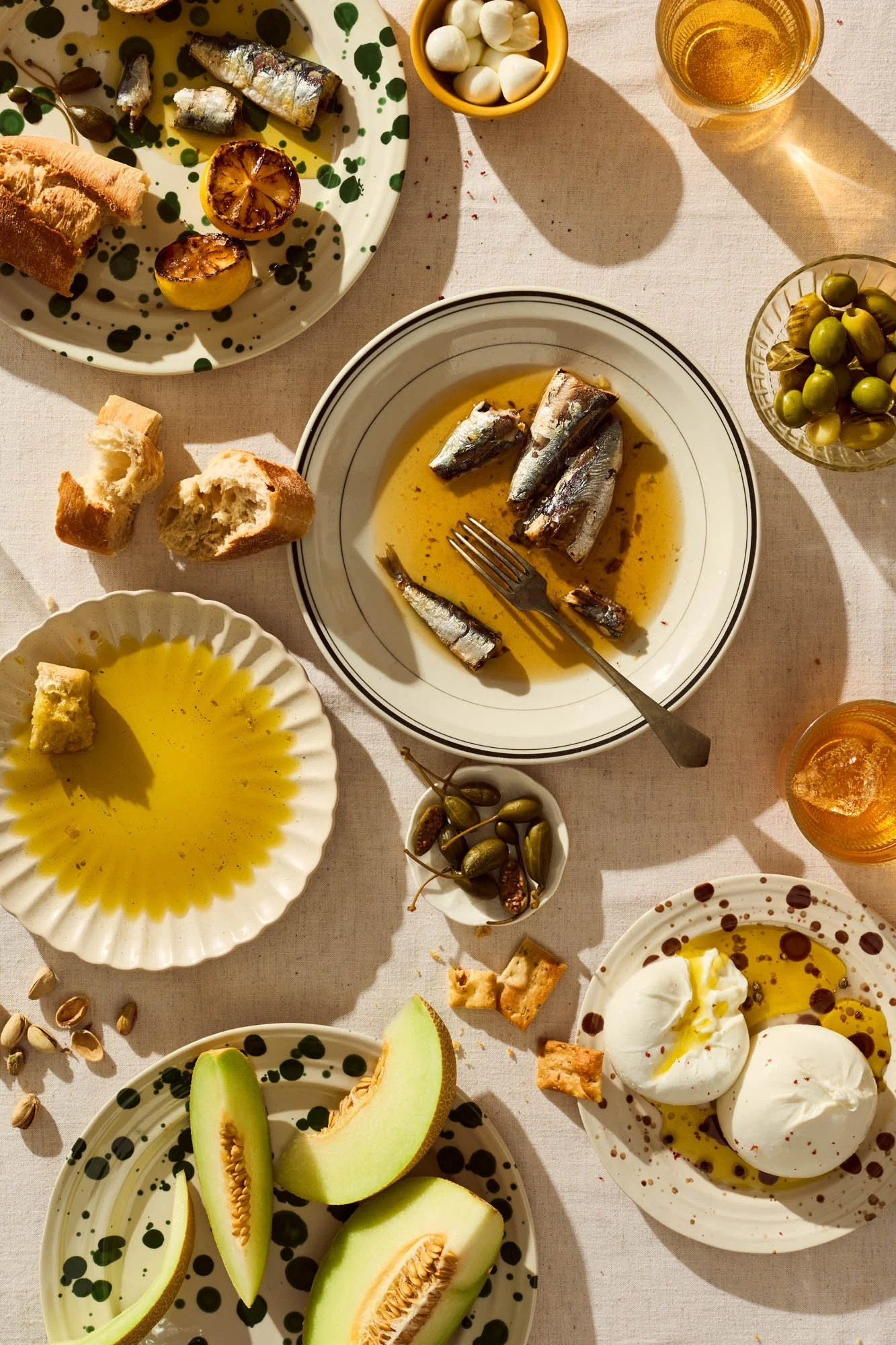 Rosie&Susi_Mediterranean_Food_TABLE_P_nograin.jpg