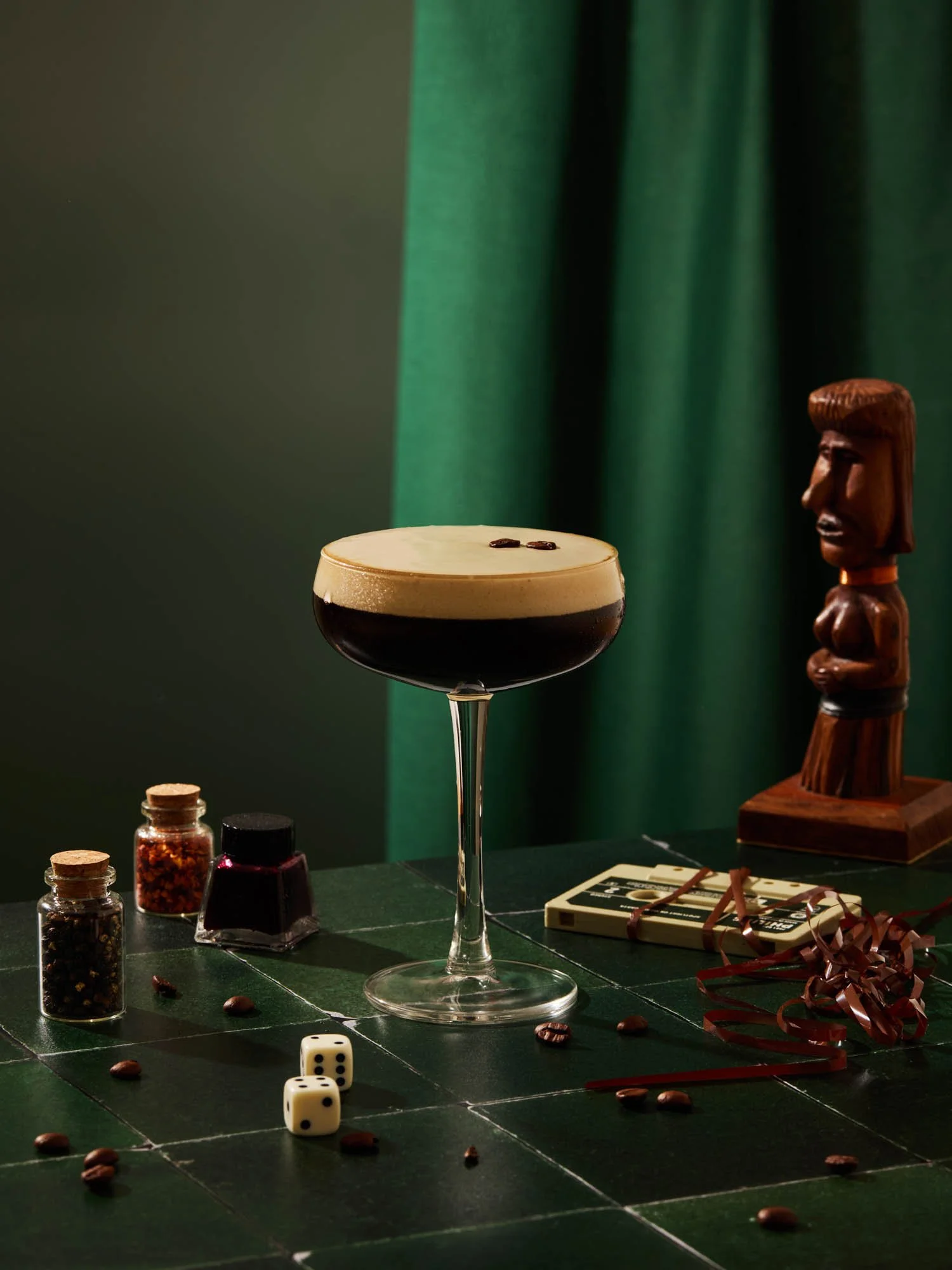 Espresso martini / S'usi Gastro Studio / Amsterdam food and prop stylist.jpg