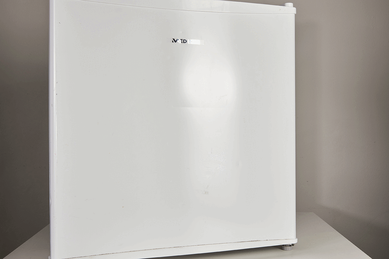 Steans beans fridge / S'usi Gastro Studio / Amsterdam food and prop stylist.gif