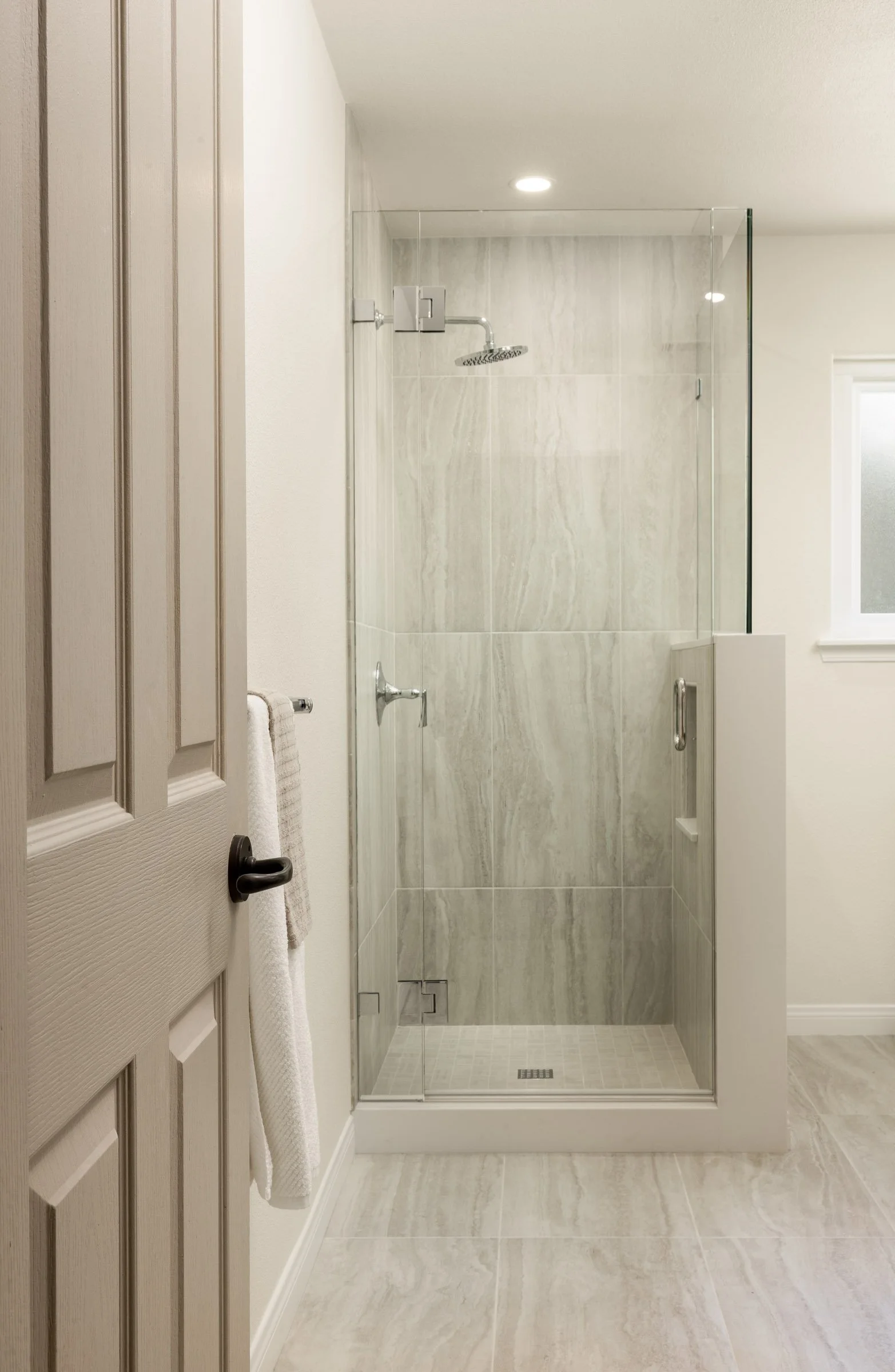 2560 School Street_0009.jpg