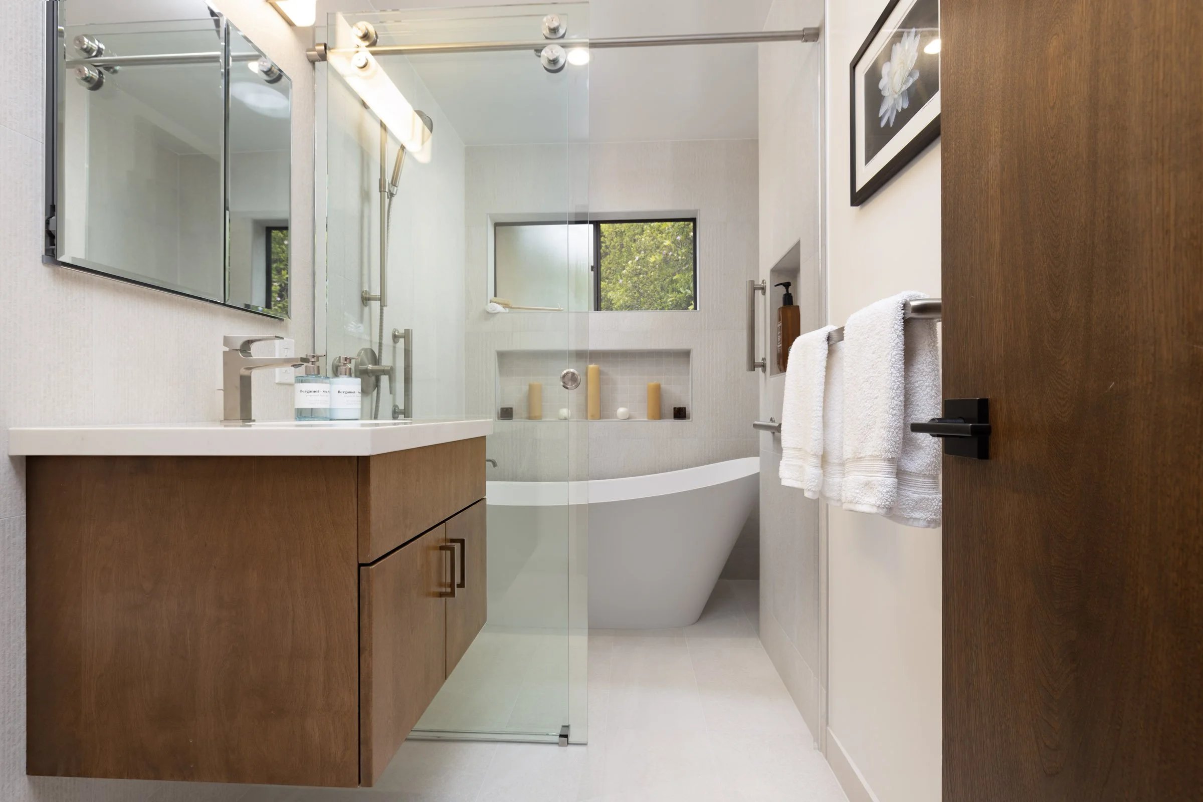 ventura-bathroom-remodel-quartz-counters-modern-cabinets-free-standing-tub1.jpg