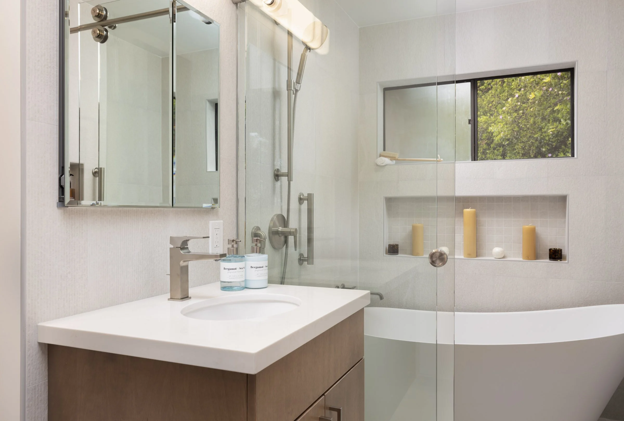 ventura-bathroom-remodel-quartz-counters-modern-cabinets-free-standing-tub2.jpg