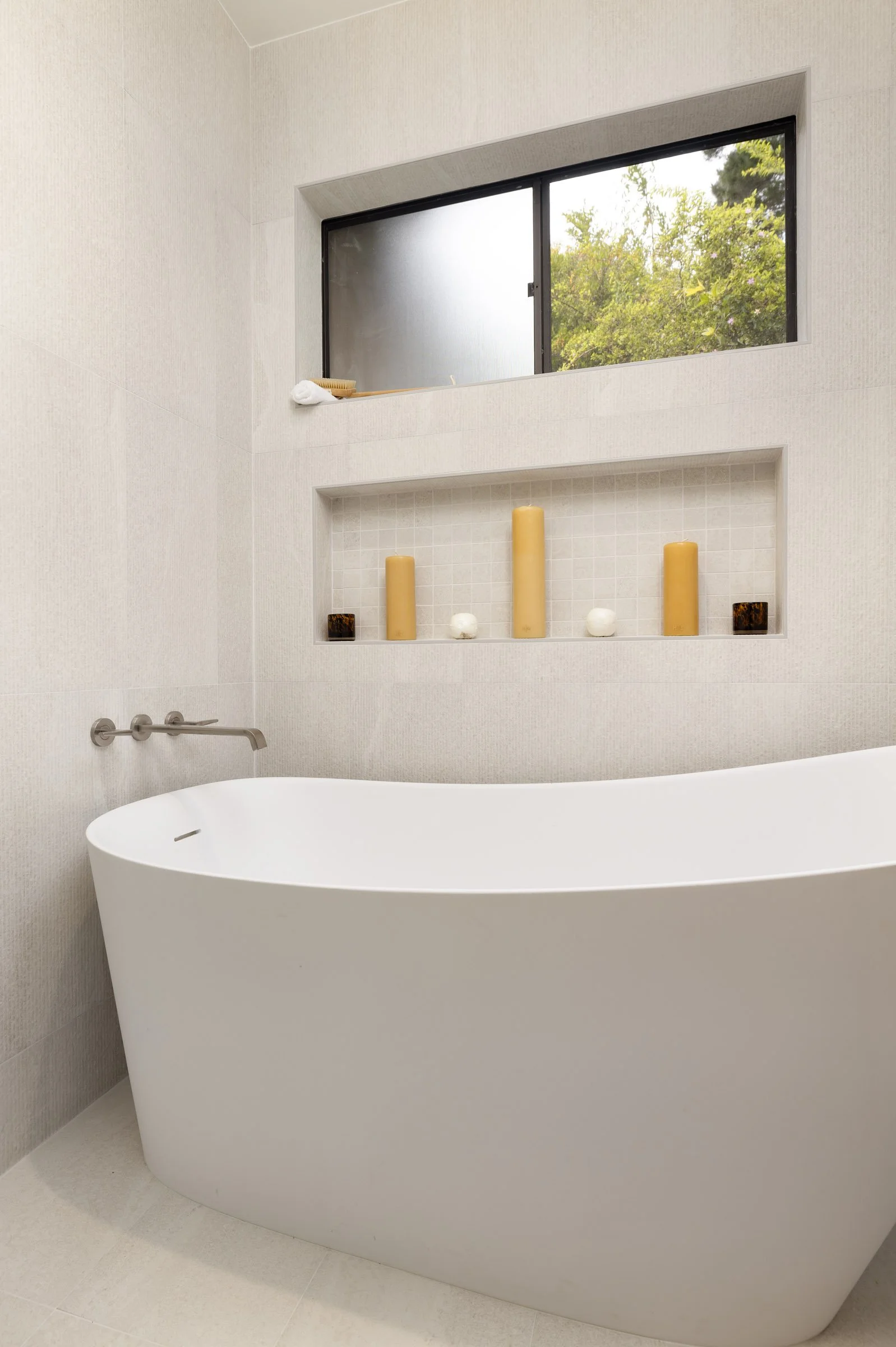 ventura-bathroom-remodel-quartz-counters-modern-cabinets-free-standing-tub5.jpg
