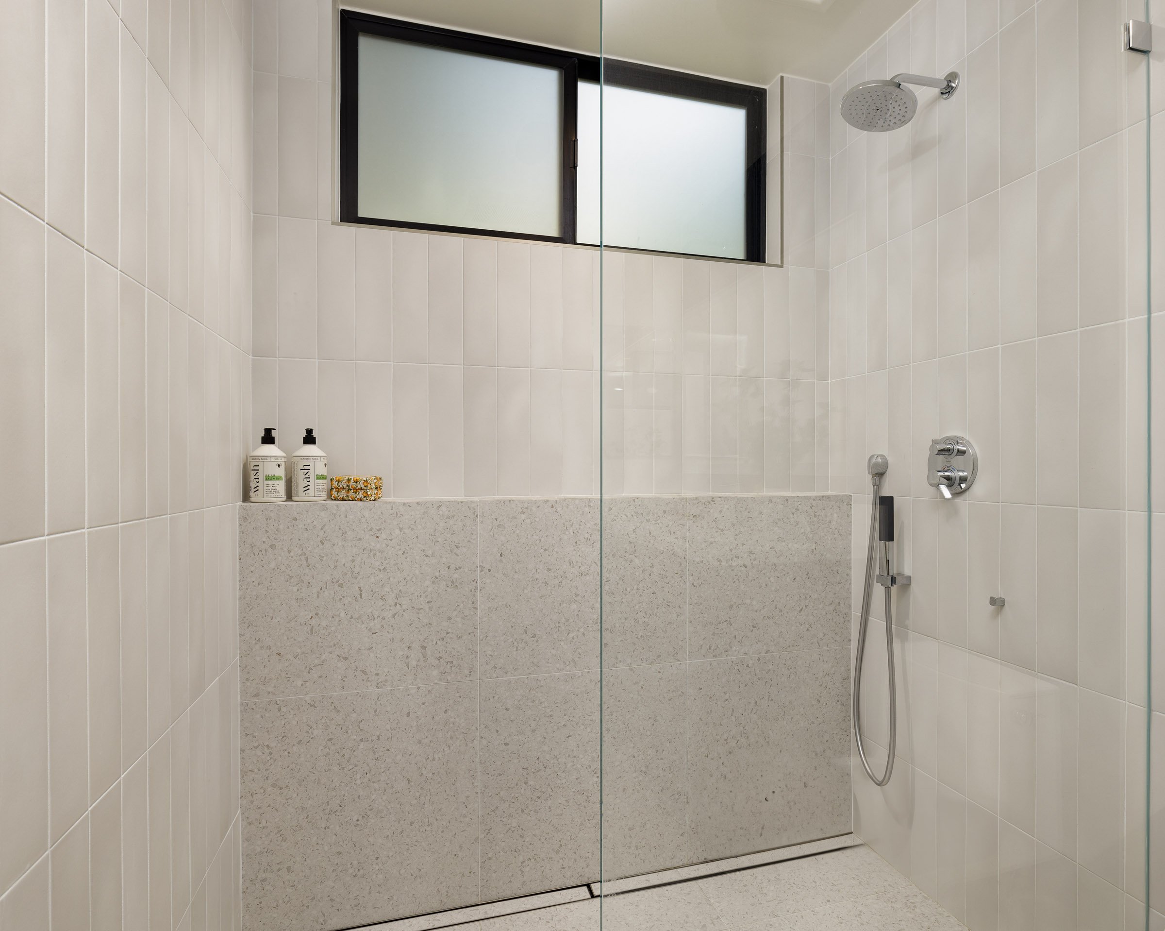 santa-barbara-midcentury-modern-bathroom3.jpg