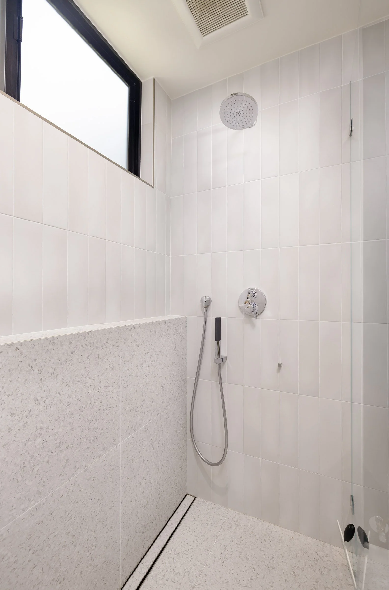 santa-barbara-midcentury-modern-bathroom4.jpg