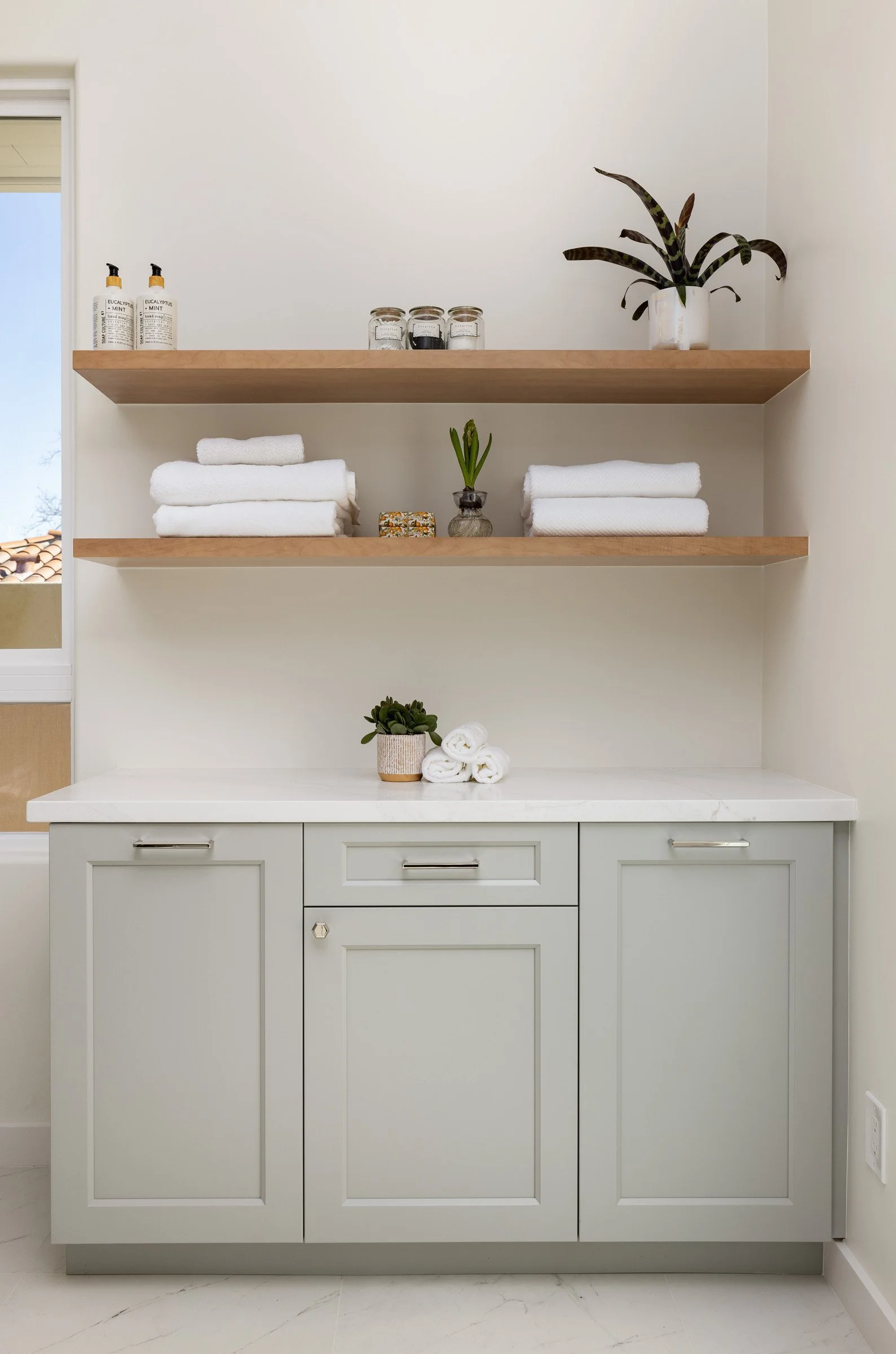 santa-barbara-contemporary-coastal-bathroom1.jpg
