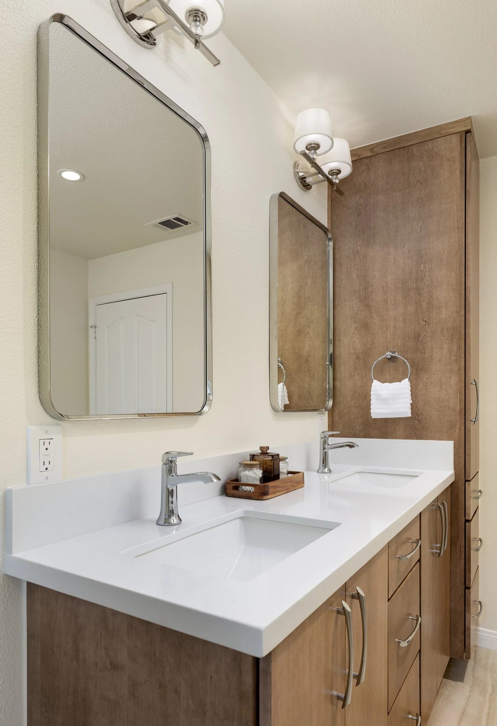 santa-barbara-modern-organic-bathrooms4.jpg