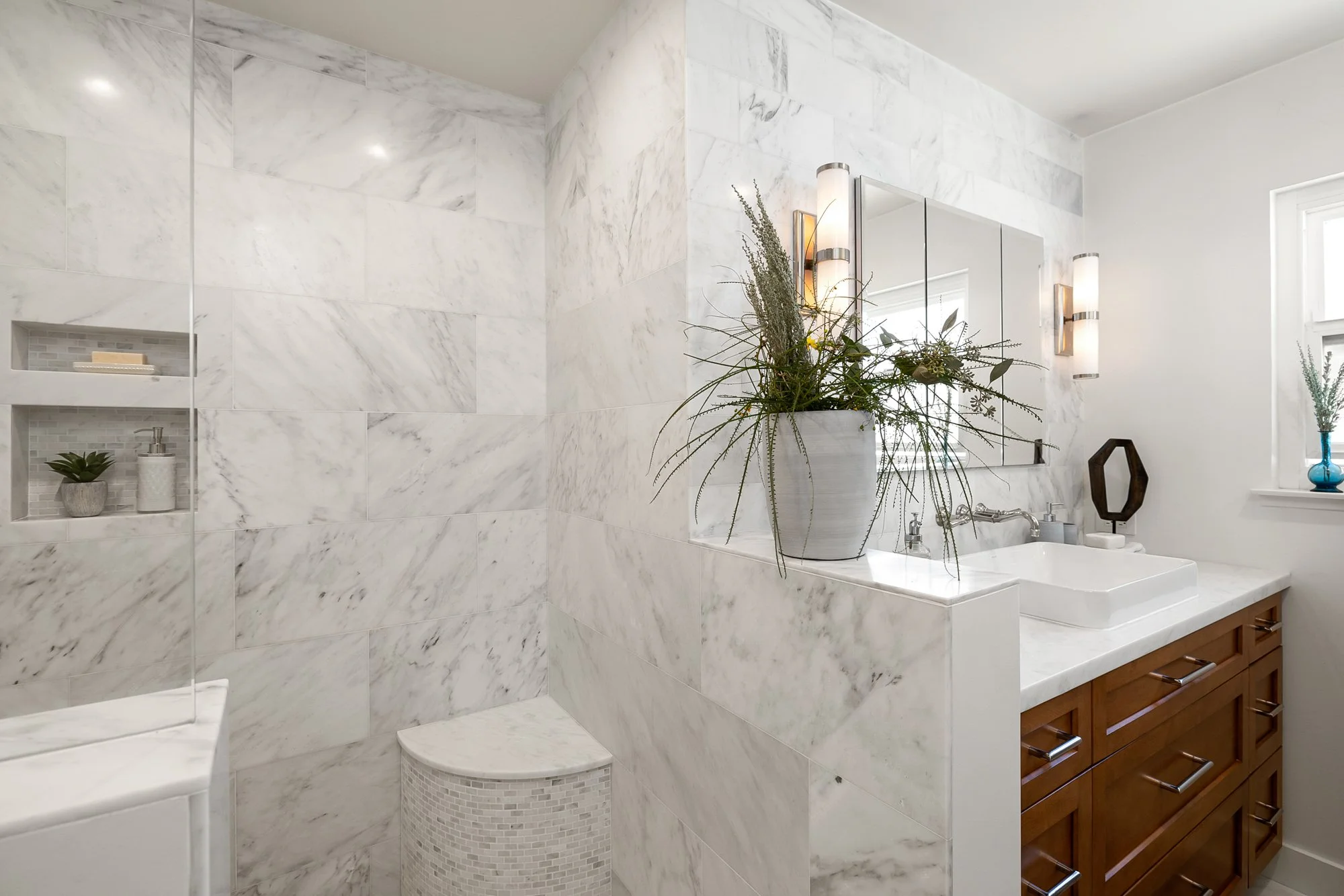 santa-barbara-modern-organic-transitional-bathrooms9.jpg