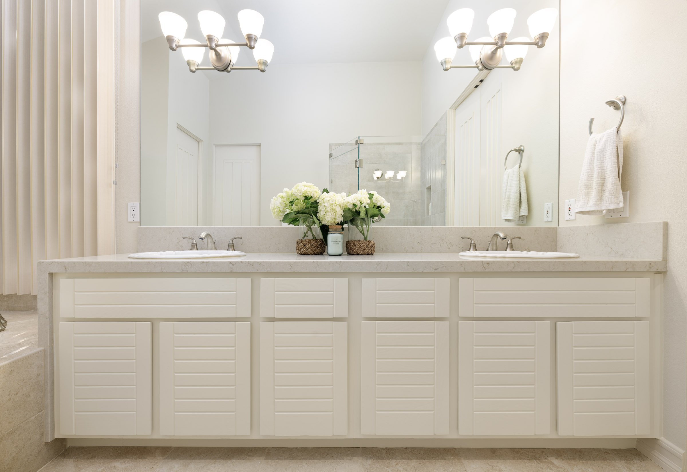 santa-barbara-transitional-bathrooms4.jpg