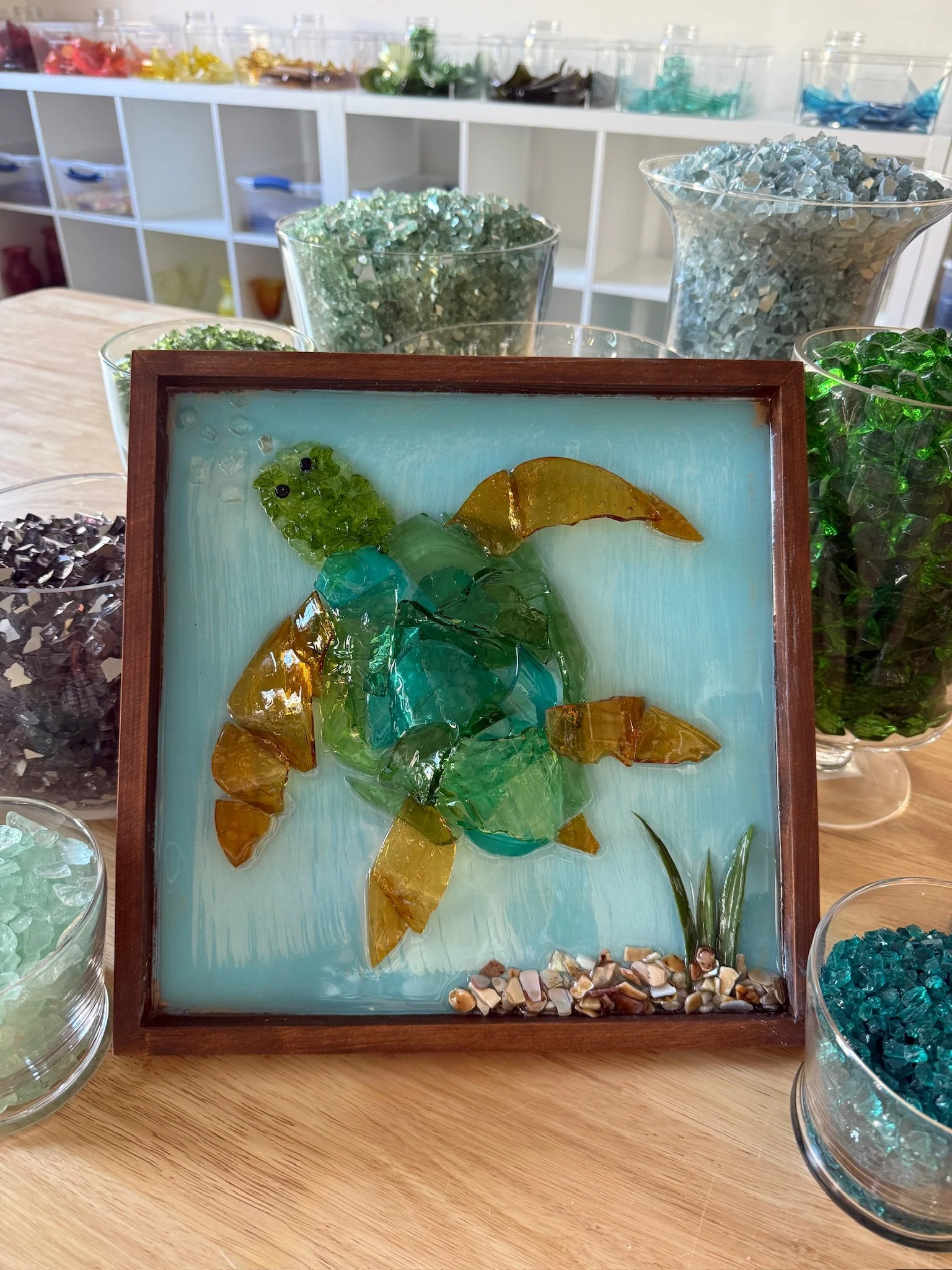 Turtle swimming underwater Cut/Crushed Glass Resin Art