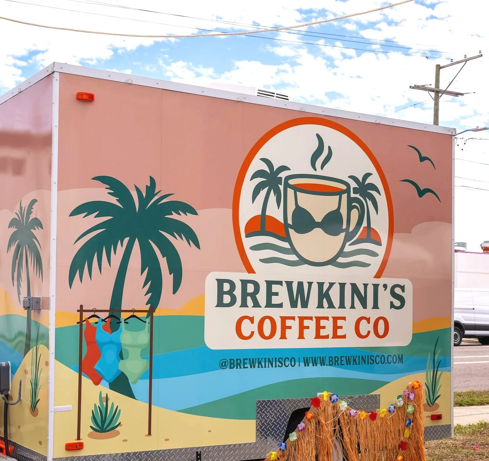 Karma+Brewkini%27s+grand+opening_4.jpg