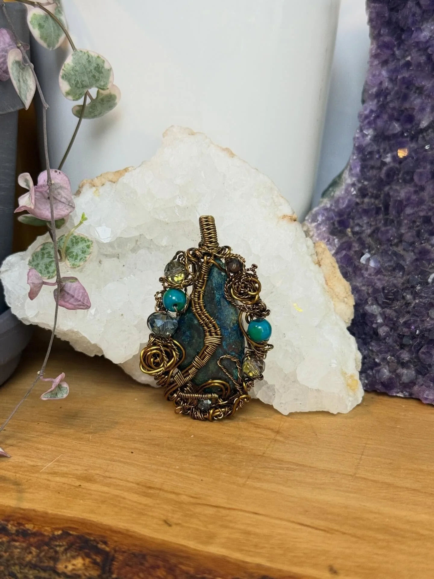 Chrysocolla crystal beaded with bronze wire 💙💚