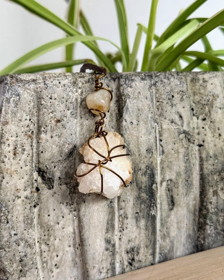 Raw Quarts Citrine Simple Bronze.jpg