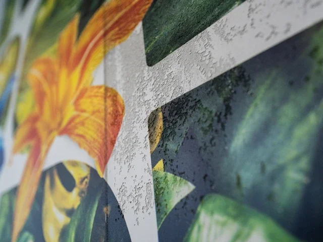 We look deeper detail-7ey2bt9vrpypp95.webp