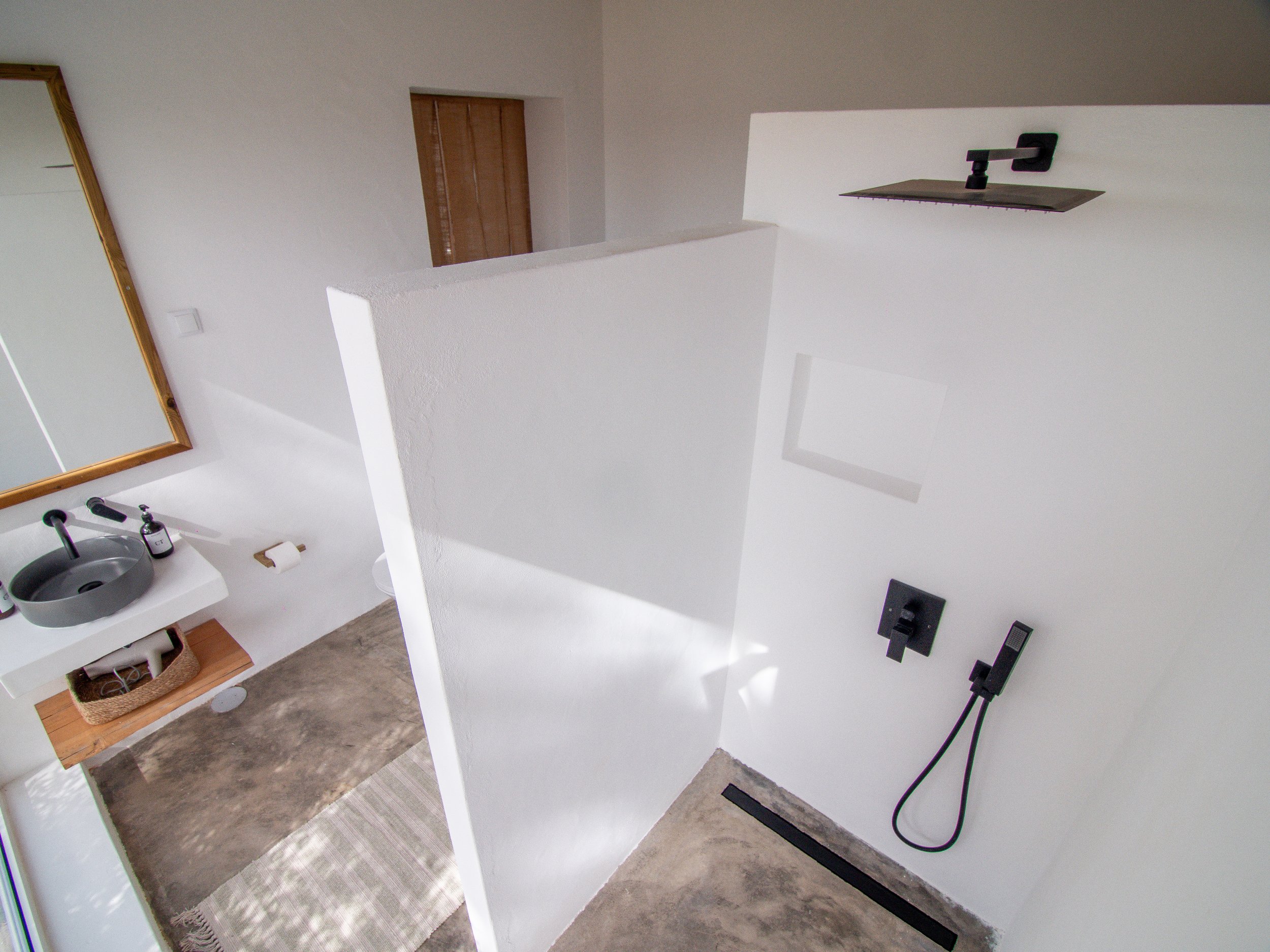 P1155174-2.jpg