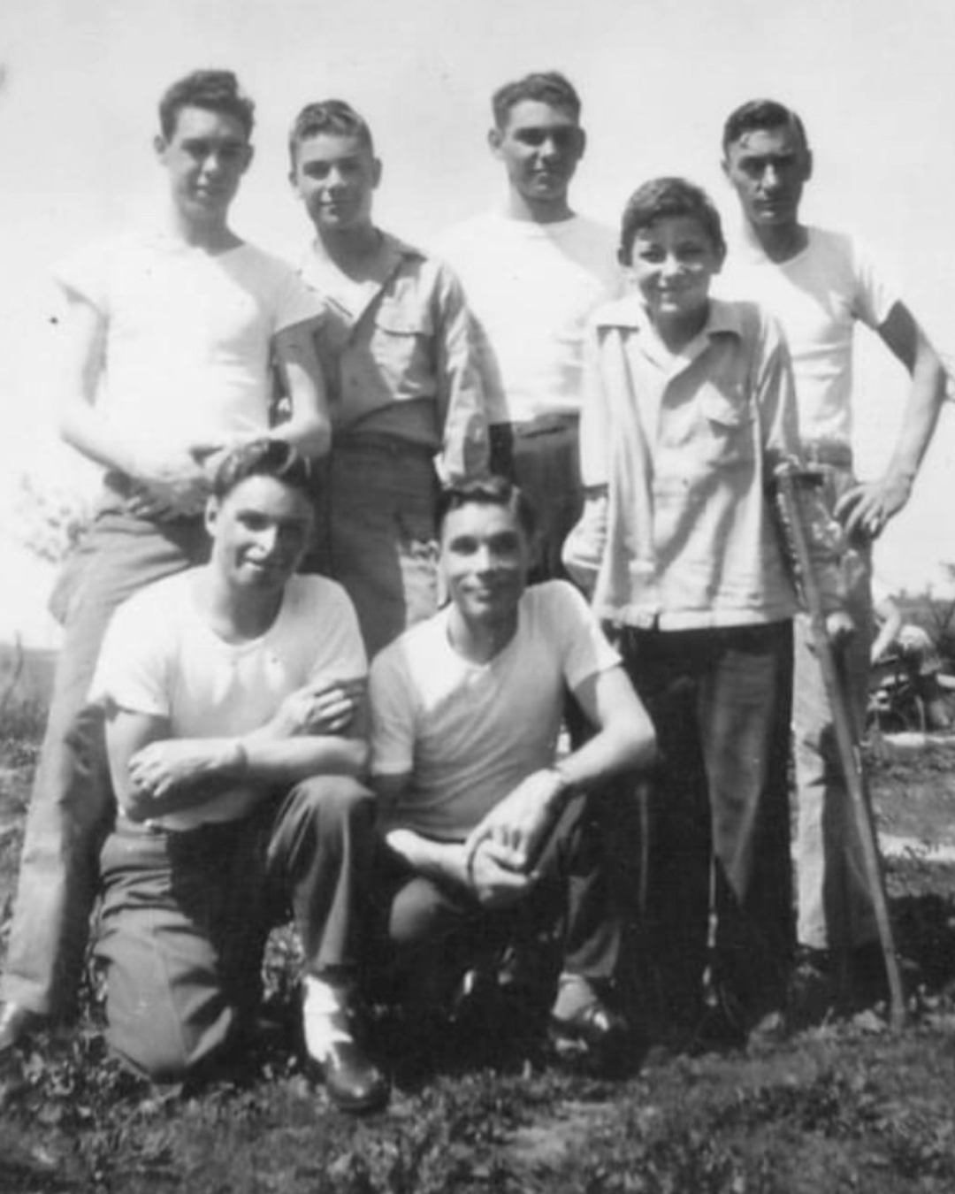 7 Scott brothers in Williamstown, KY. (Back row: Walter, Albert, Bill, and Jim. Front row: Melvin, Charles, and Glen). The 8th brother, Ray, took the photo. 