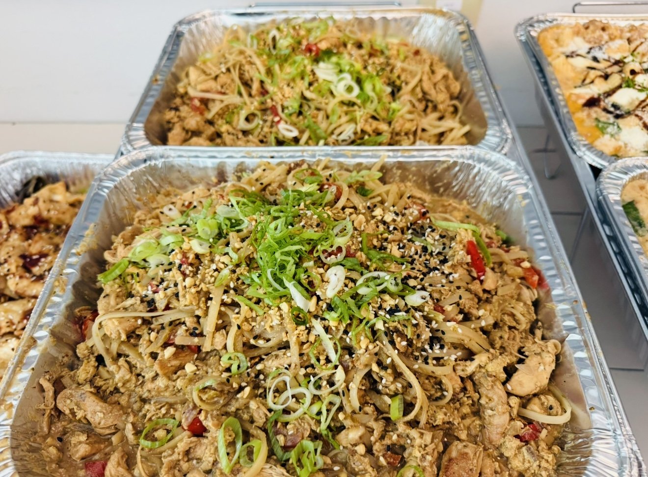 Chicken Pad Thai - Family