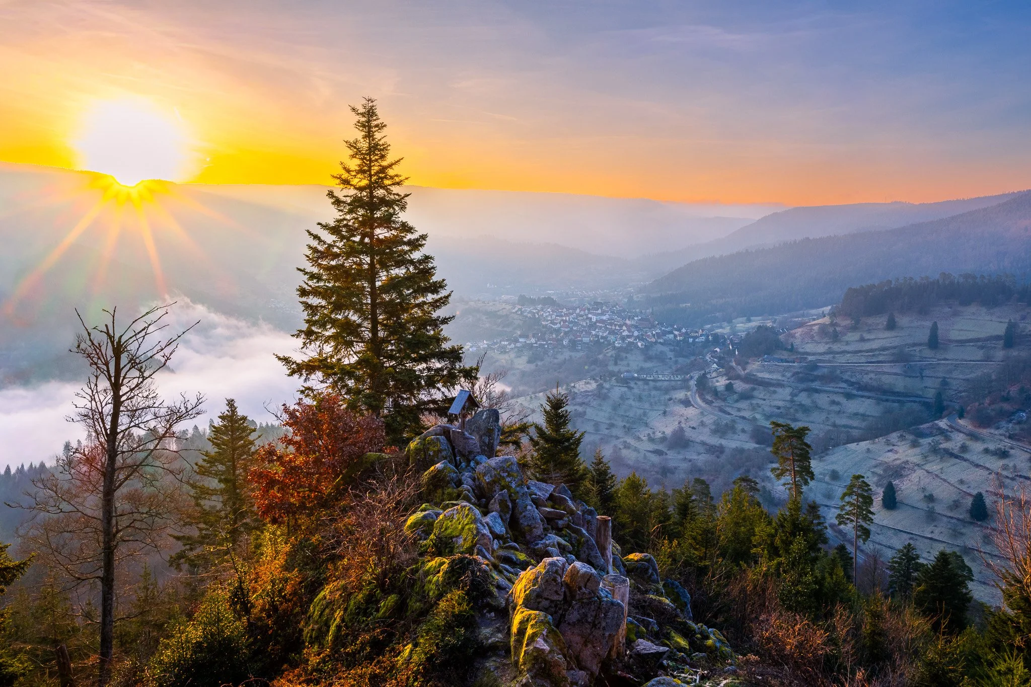 Kleines Matterhorn im Nebel 2 (Querformat)