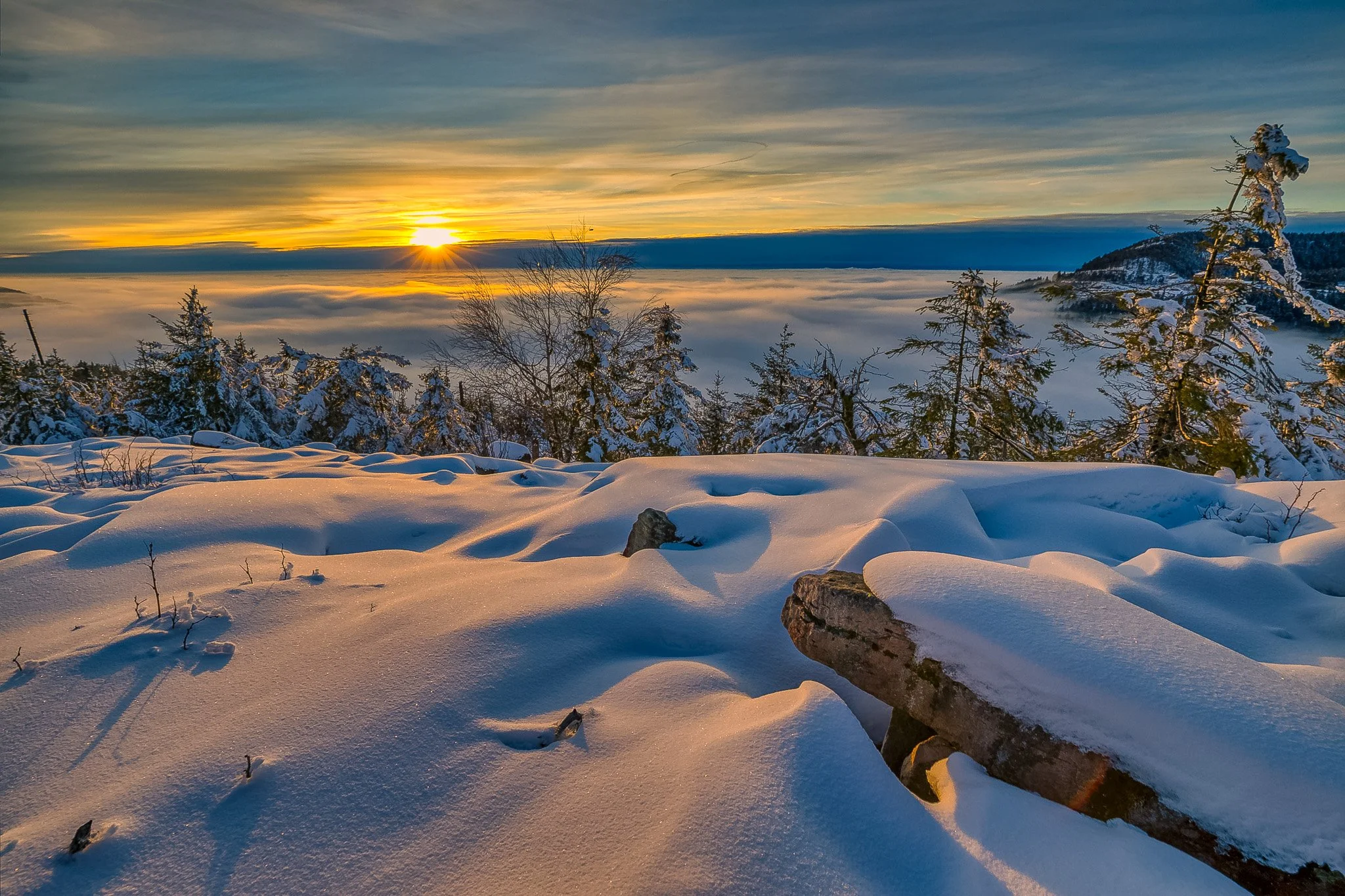 Schnee und Nebel (Querformat)