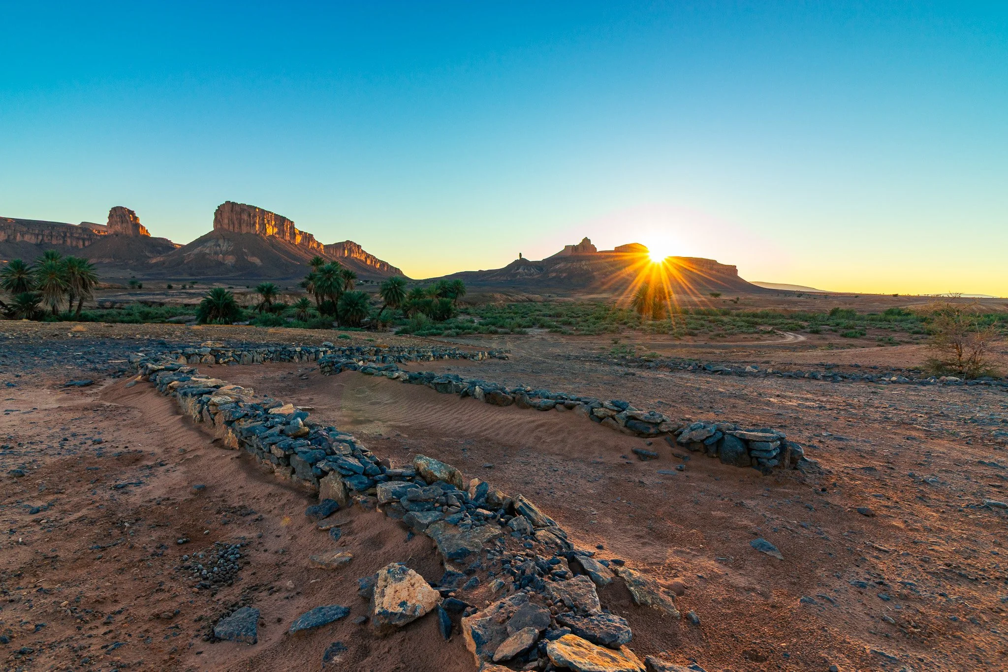Wüstengebirge (Querformat)