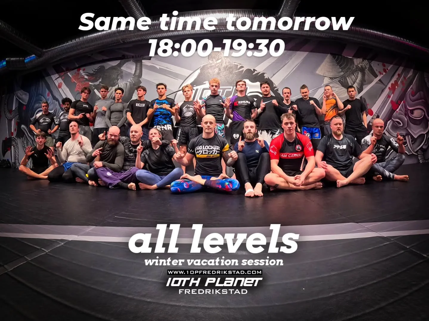First winter vacation session, done ✔️ HalfNhalf Leglock Mania &amp; Free rollz &hearts;️ Beautiful vibes 🙌 Same time tomorrow, see you all 18:00 🥷👇🏻👊🏻⛩️ @10pFredrikstad #nogi #jiujitsu #subonlymindset #jiujitsulifestyle #10P4L