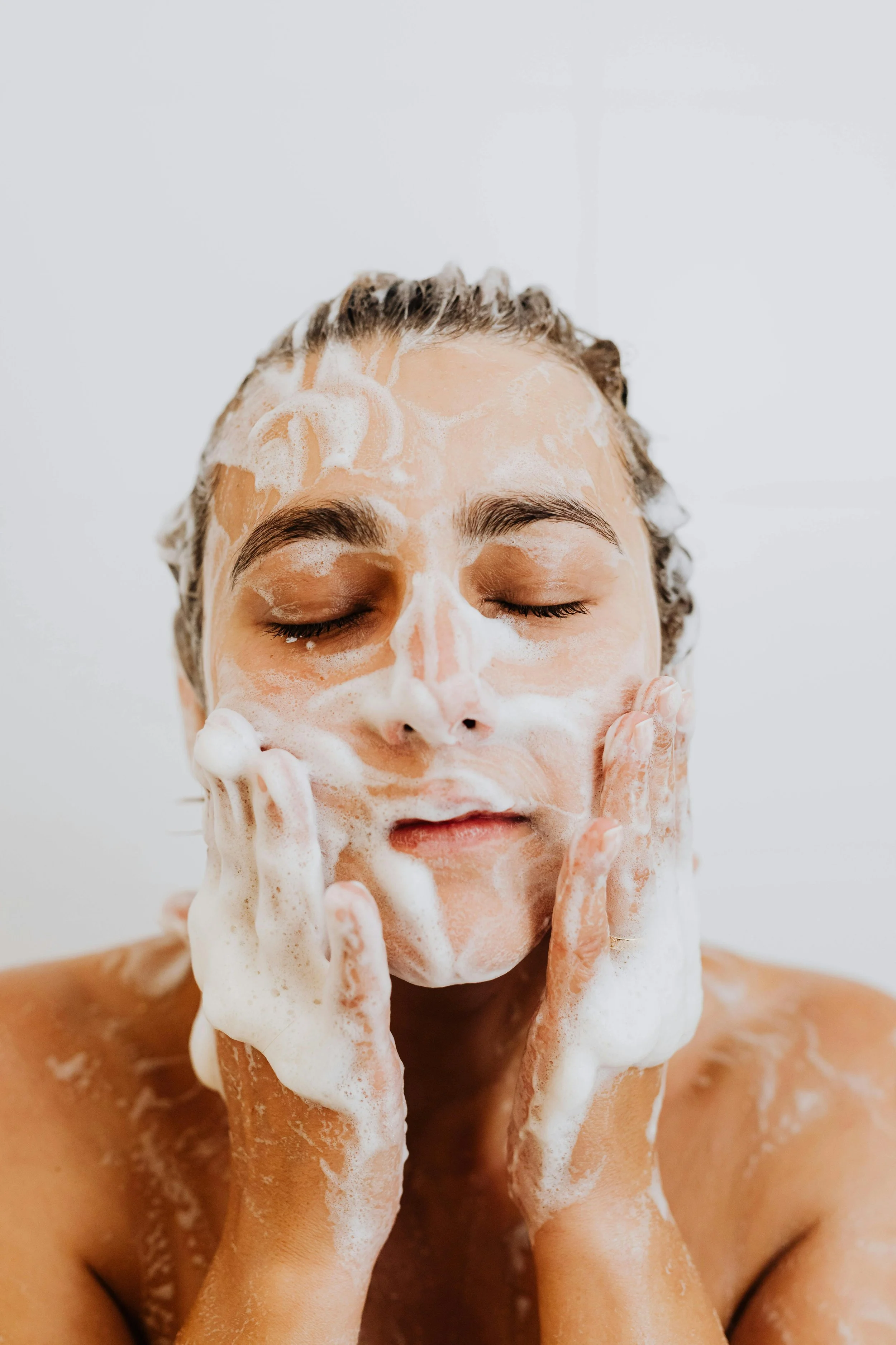 2025 Cosmetic Dermatology Trends: What’s Hot and What’s Not