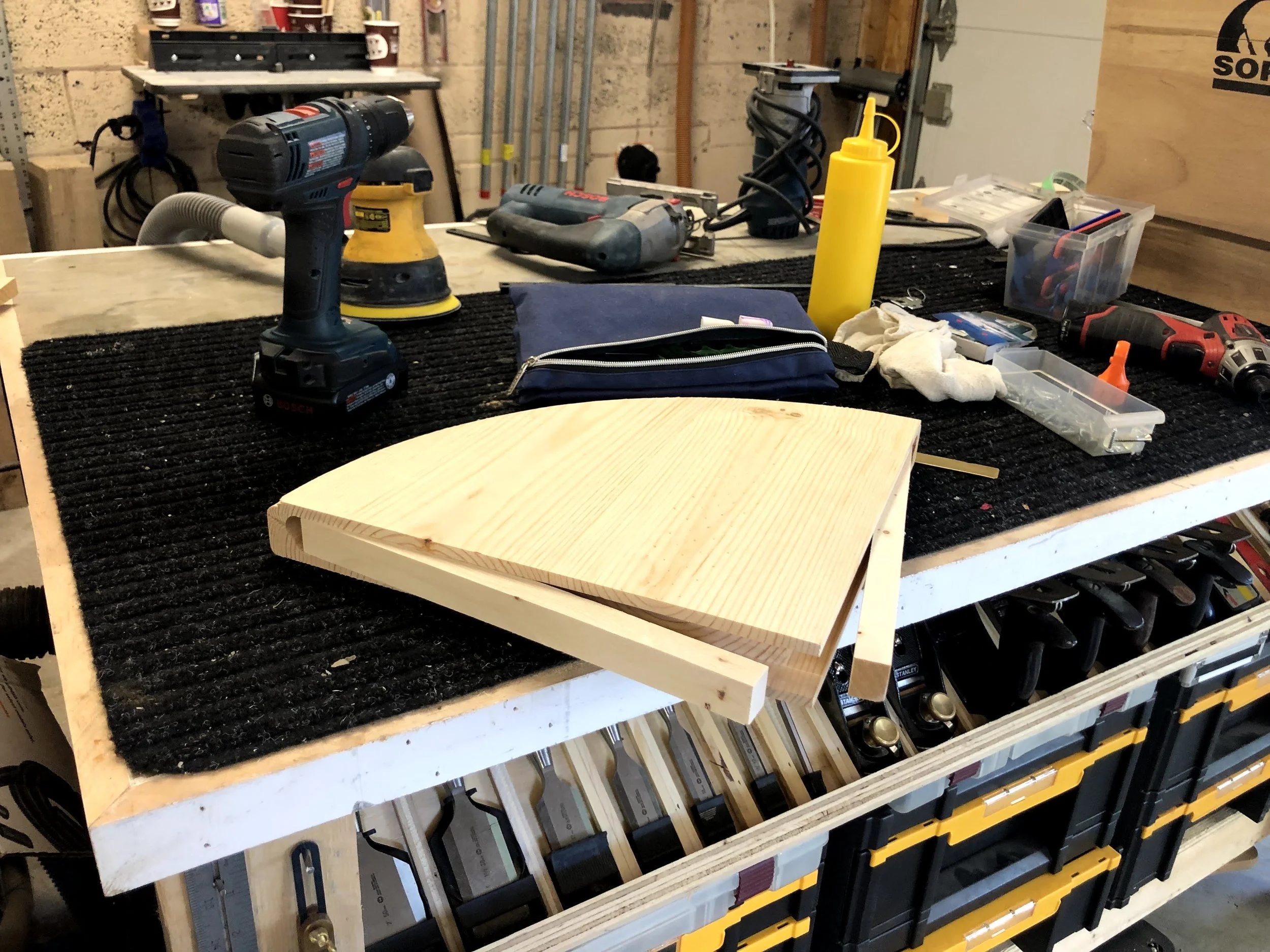 Floating Entryway Shelf - Mechanics Demo