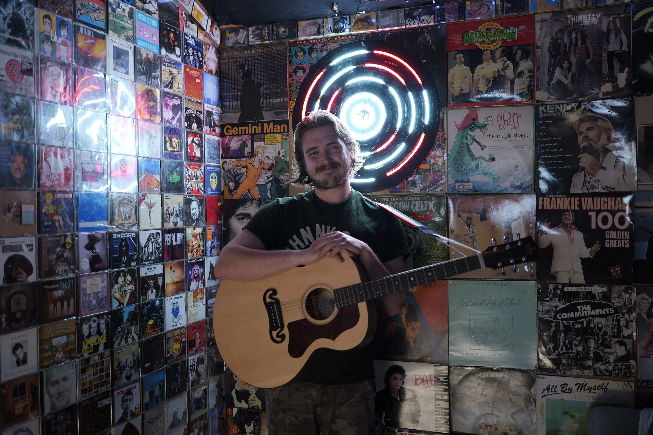 RCN Artist Profile