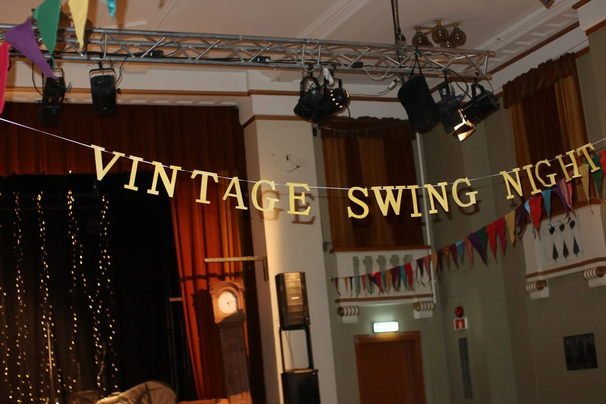 VINTAGE SWING NIGHT
