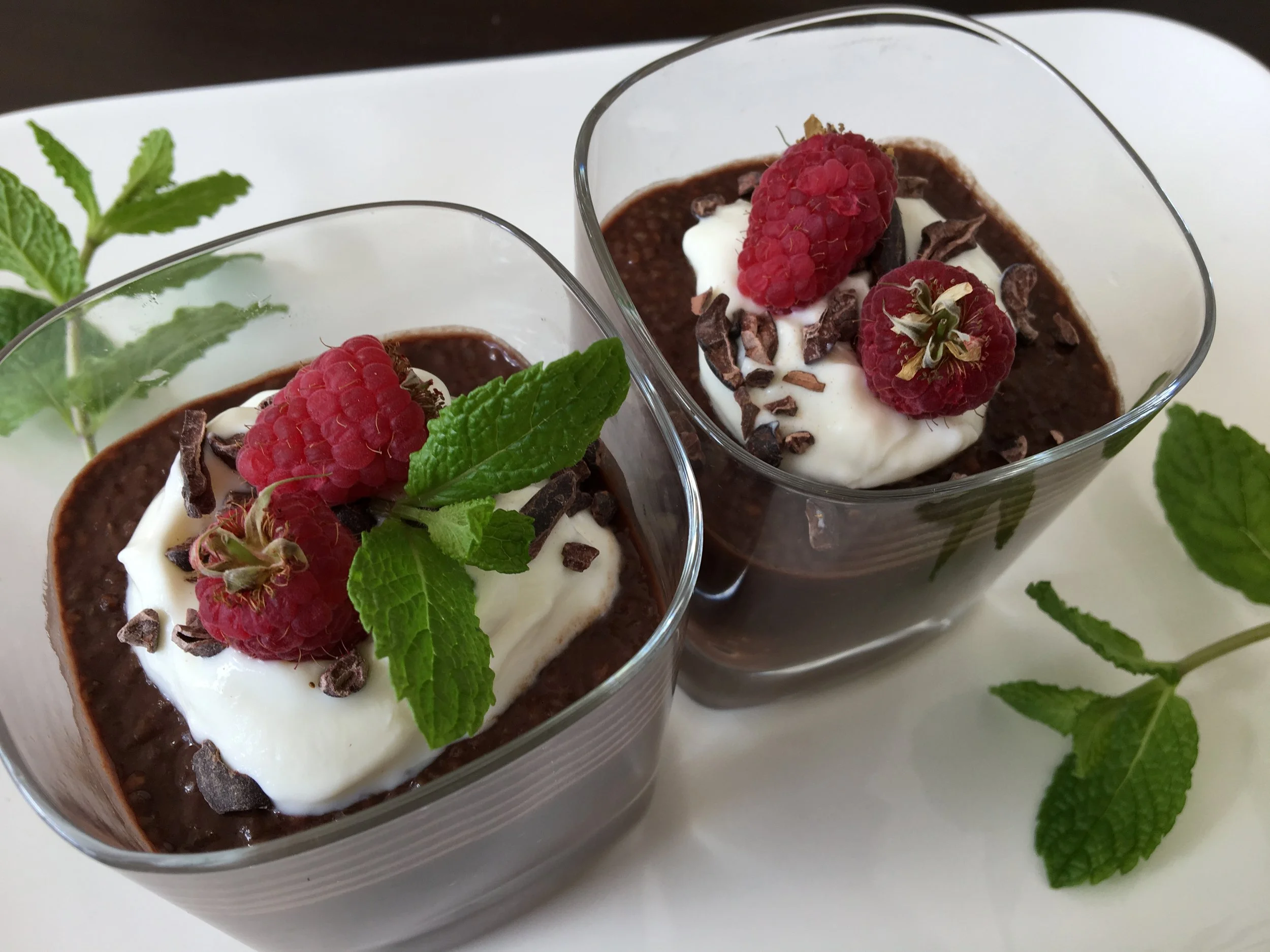 Chocolate Chia Puddings