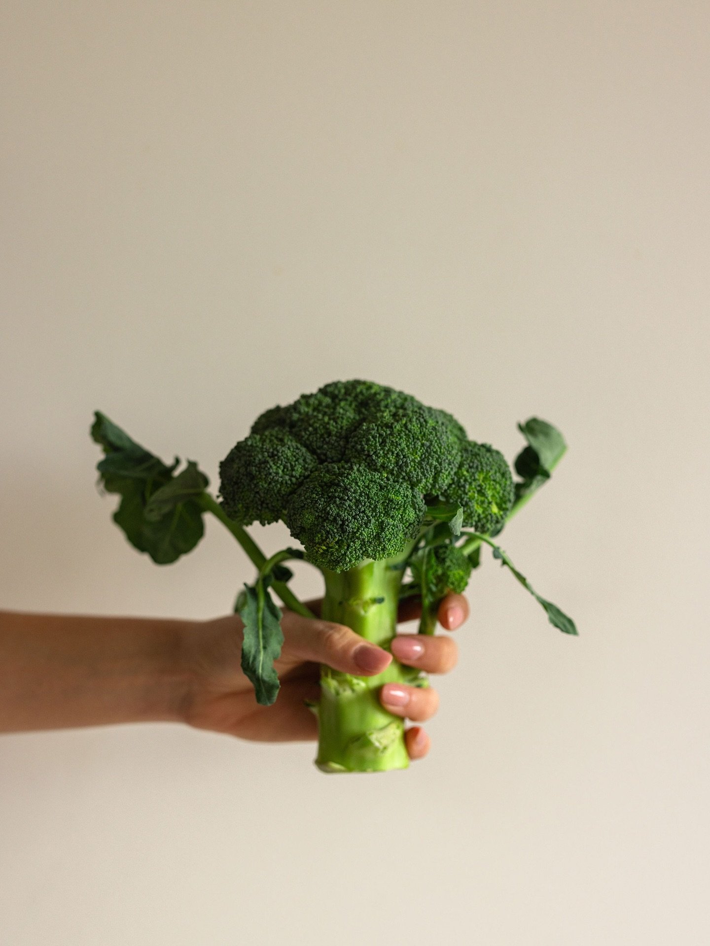 Food is more than fuel and macros. Food is for nourishment. Food is for the soul. Food is for community and connection. ✨

#womenshealth #womensnutrition #nutrition #wellbeing #womenshealthclinic #food #health #holistic #science