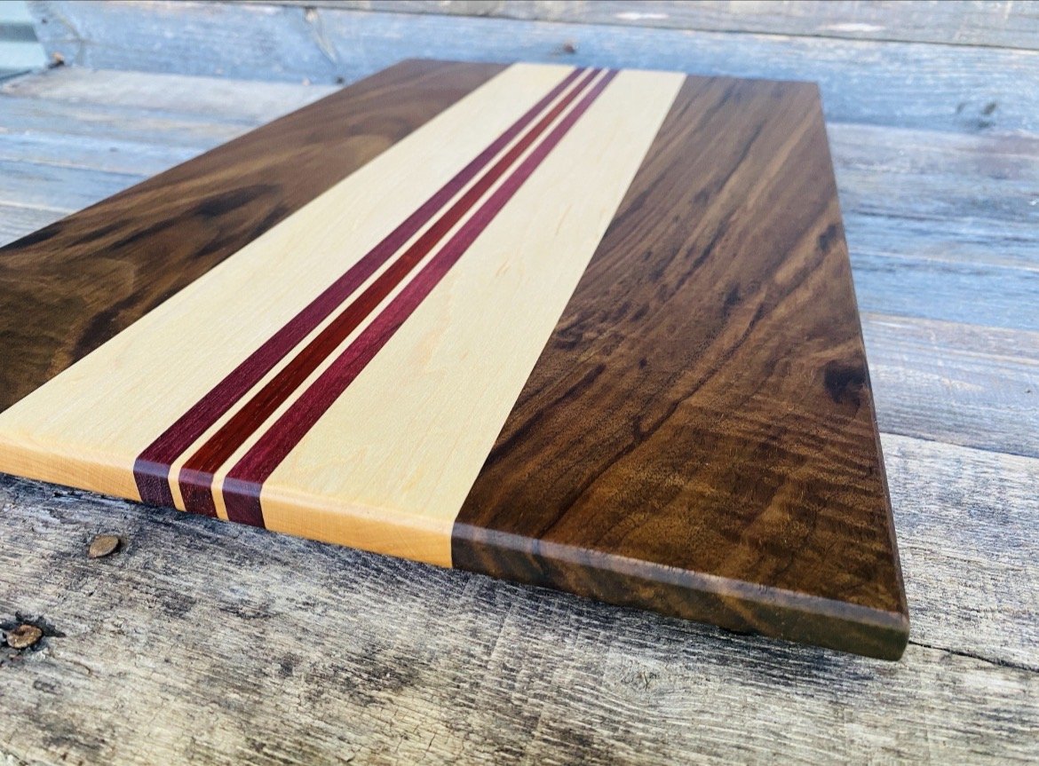The Ridge Cutting Board