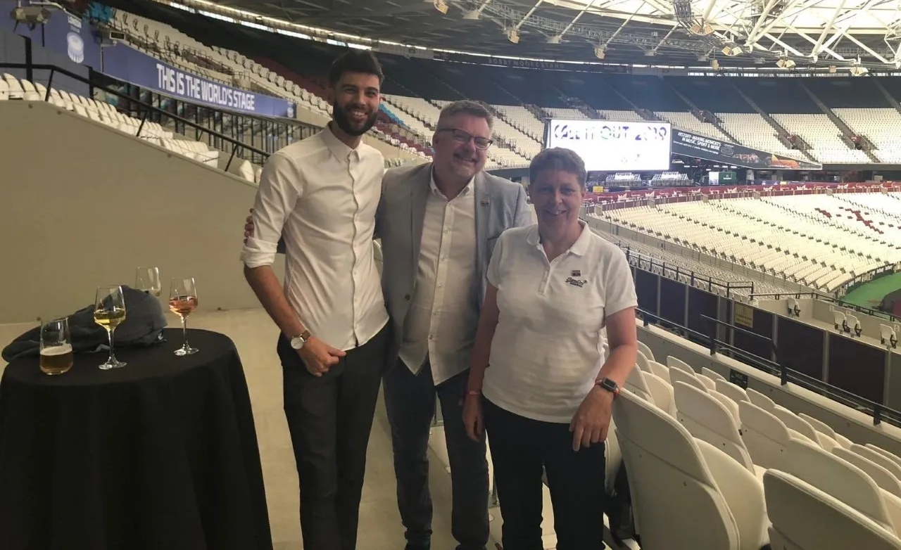 Proud Baggies Call It Out!