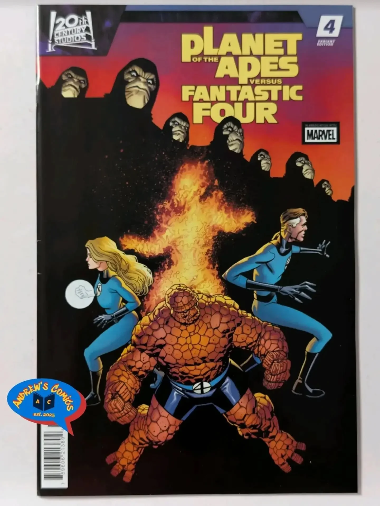Planet of the Apes vs. Fantastic Four #4 Mike Hawthorne Variant