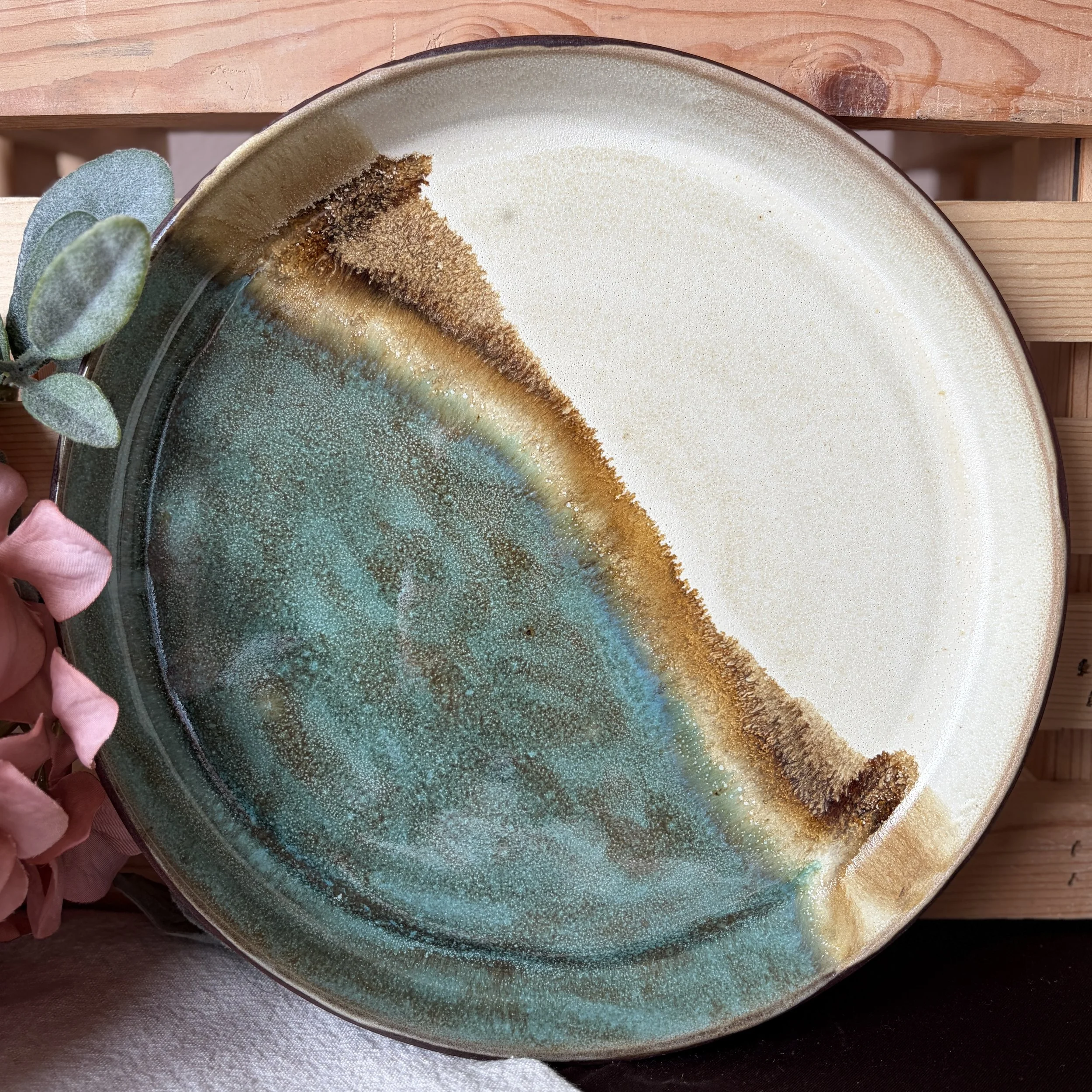 The Coastal Dinner Plate - 10.5in