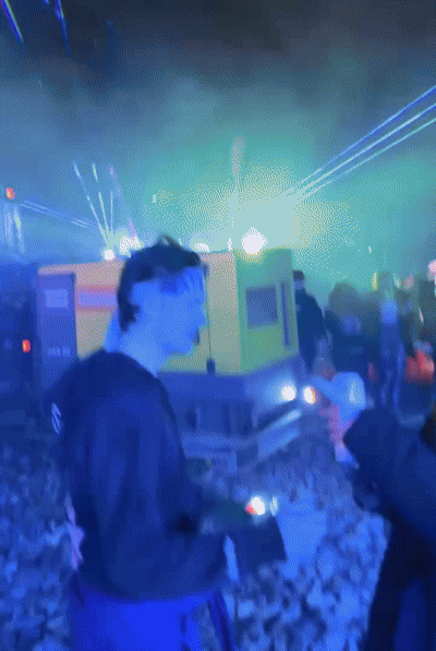 df0a799c-e899-4811-bc49-bd72ce386e33 (online-video-cutter.com).gif