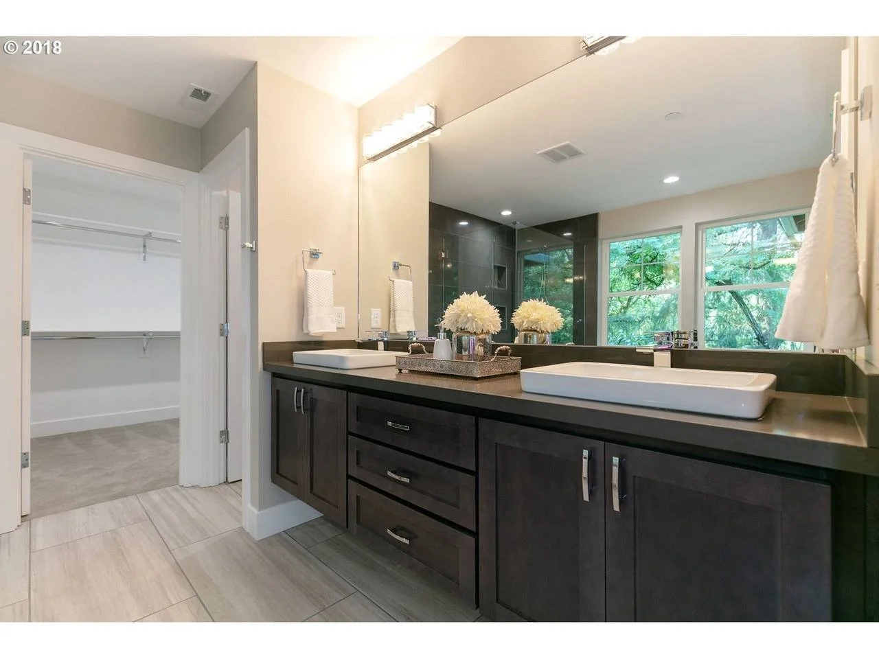 upper bath 3.jpg