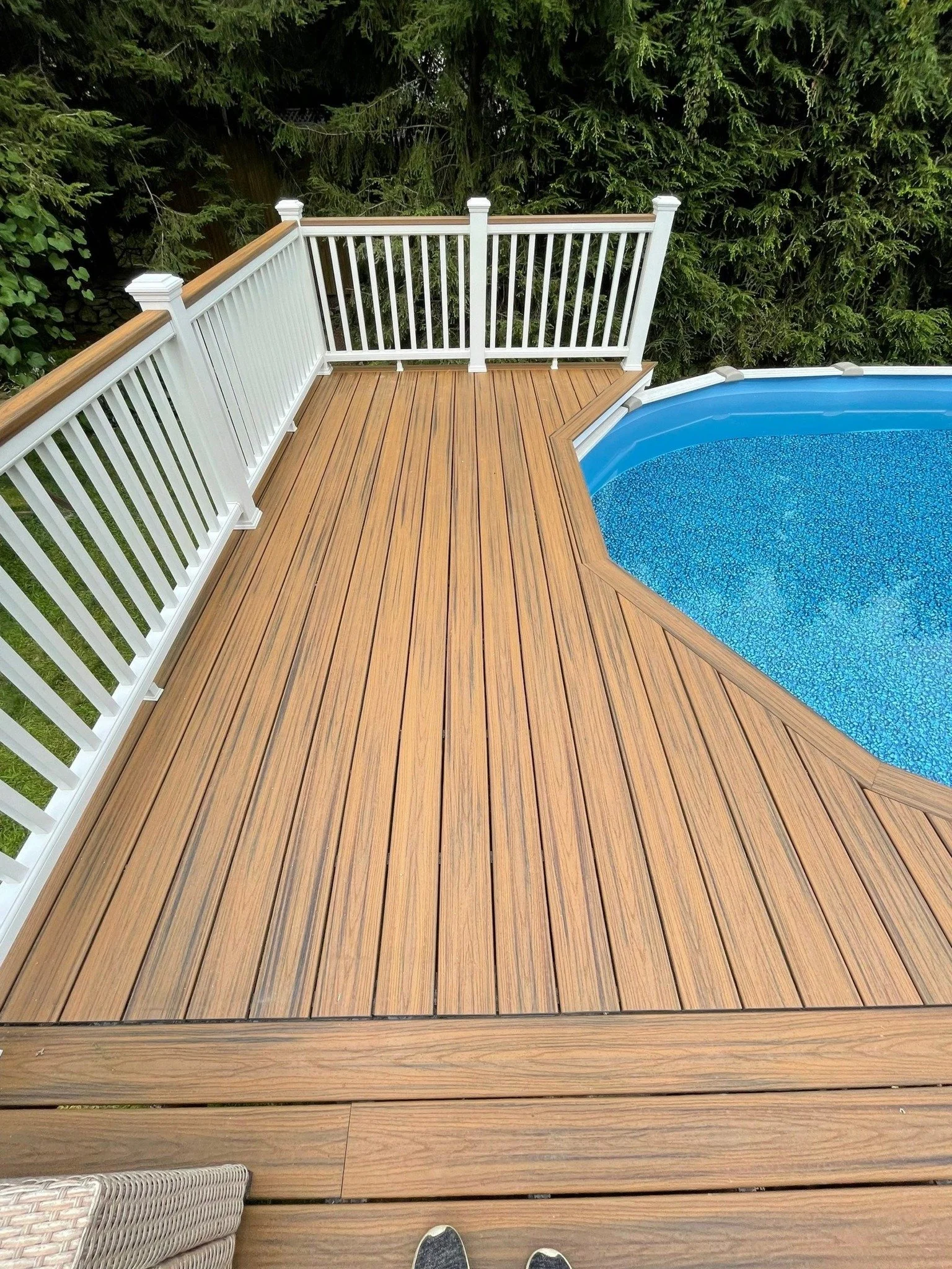 deck.jpg
