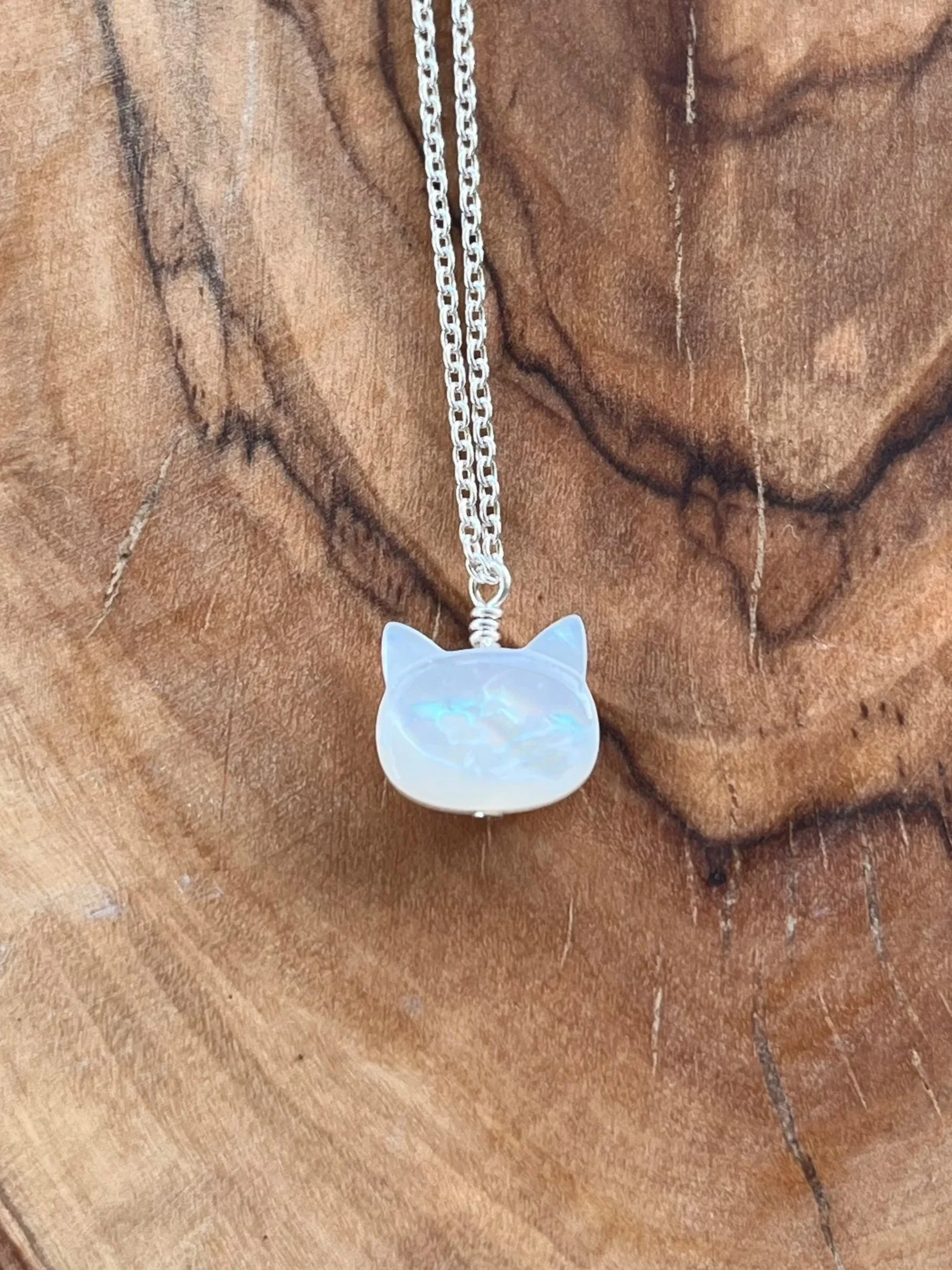 White Mother of Pearl Cat Necklace, .925 Silver Chain