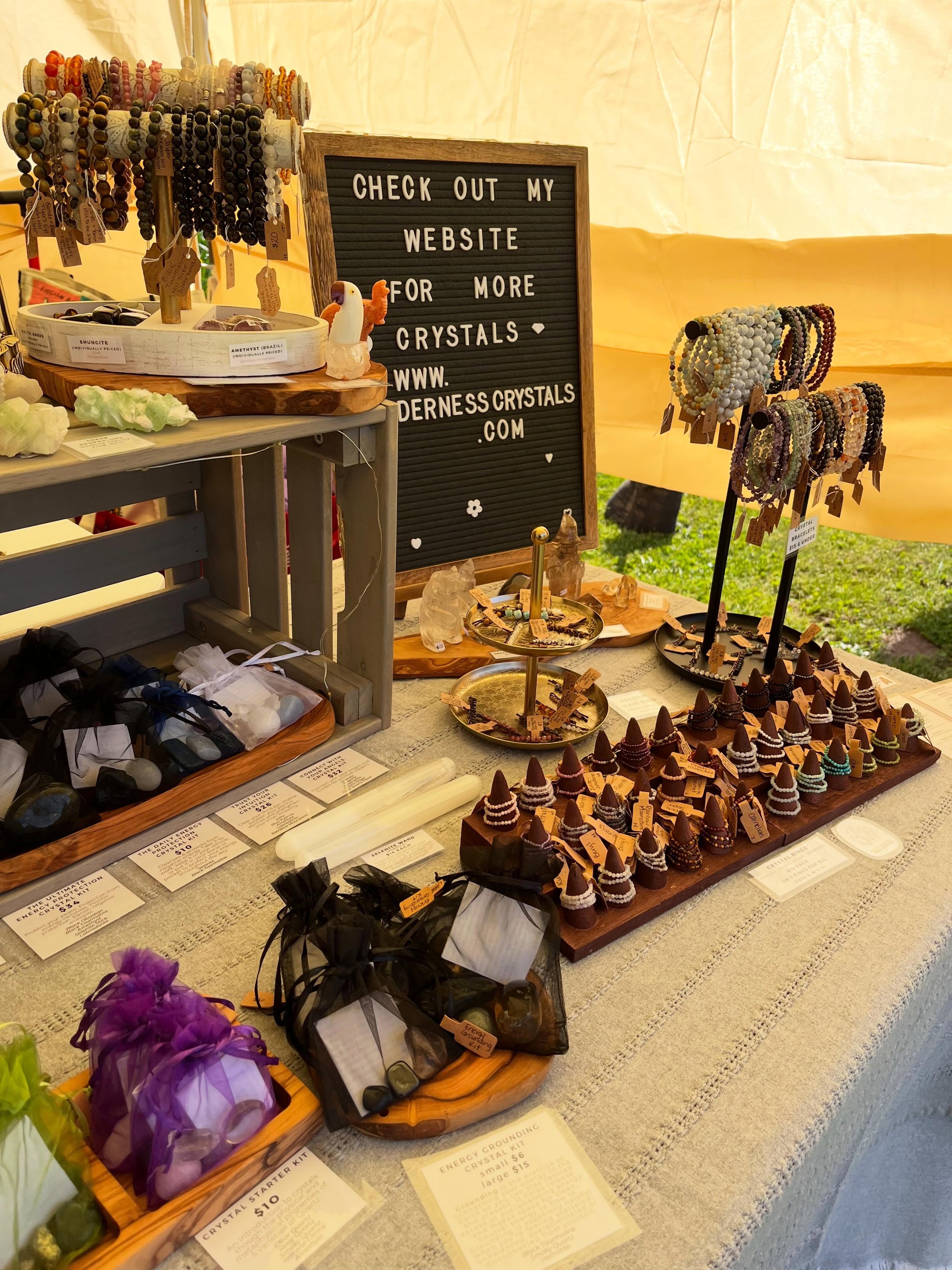 I&rsquo;m at @derochefarmersmarket today from 10-2!!! It&rsquo;s good to be back, I love it here 🤗🌻🌻🌻🌻